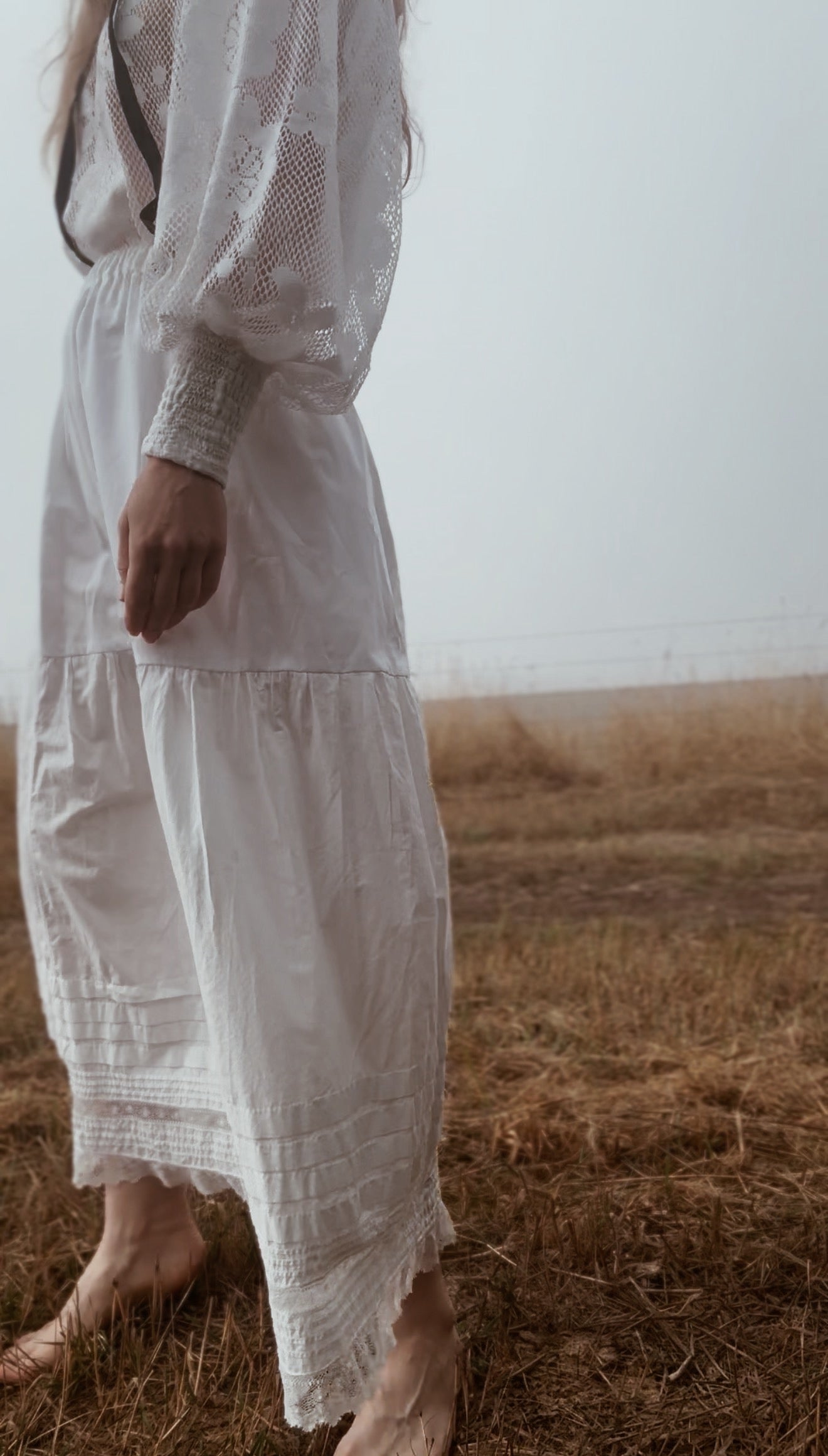 REWORKED WHITE COTTON LACE SKIRT SMALL