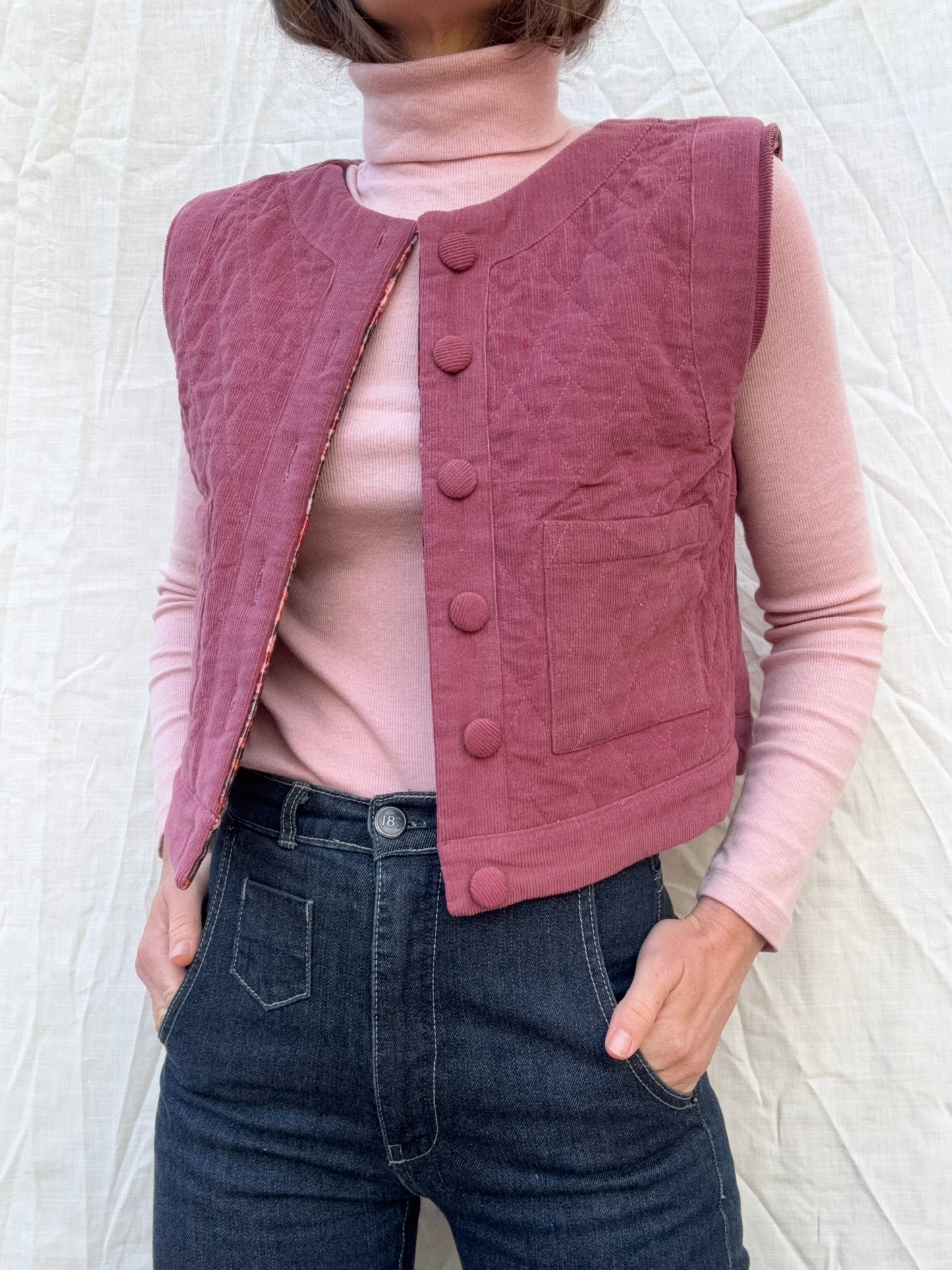 PREORDER - 100% RECYCLED COTTON CORDUROY - PEMBROKE CROP REVERSIBLE QUILTED JACKET/VEST FLORAL