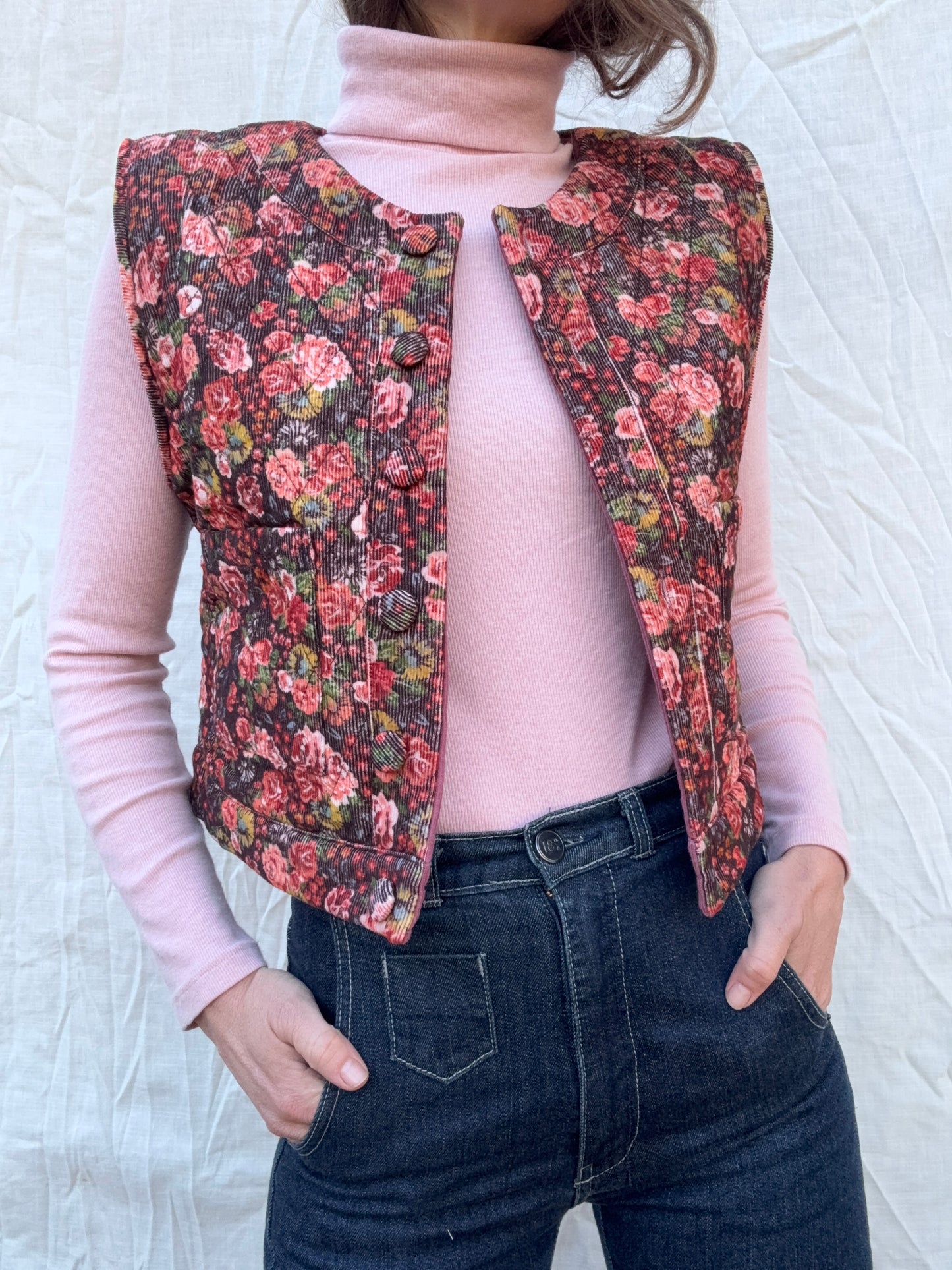 PREORDER - 100% RECYCLED COTTON CORDUROY - PEMBROKE CROP REVERSIBLE QUILTED JACKET/VEST FLORAL