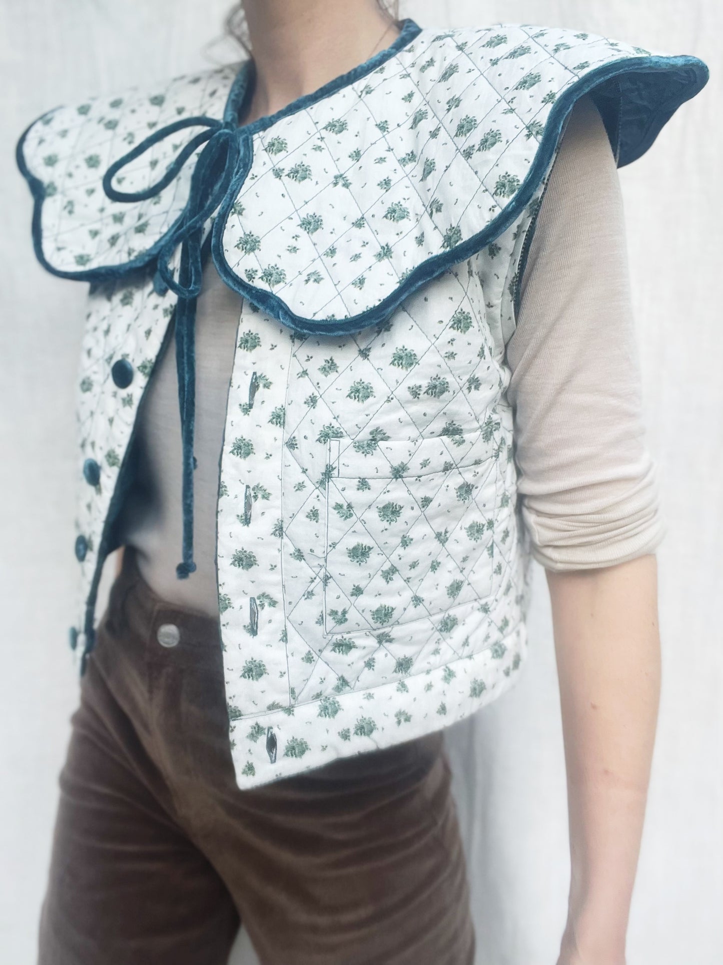 SECOND - PEMBROKE CROP REVERSIBLE QUILTED JACKET/VEST XS