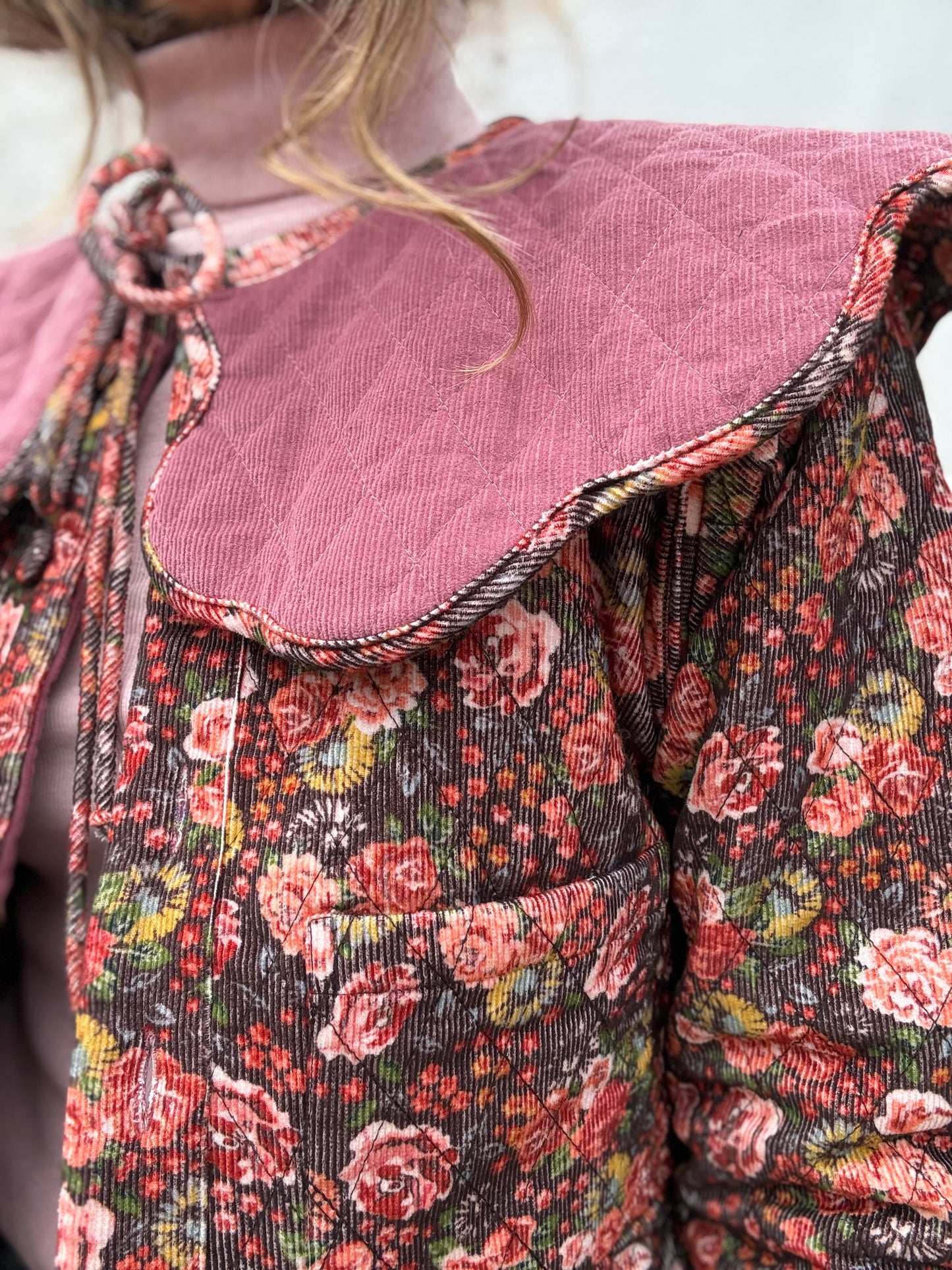 PREORDER - 100% RECYCLED COTTON CORDUROY - PEMBROKE CROP REVERSIBLE QUILTED JACKET/VEST FLORAL