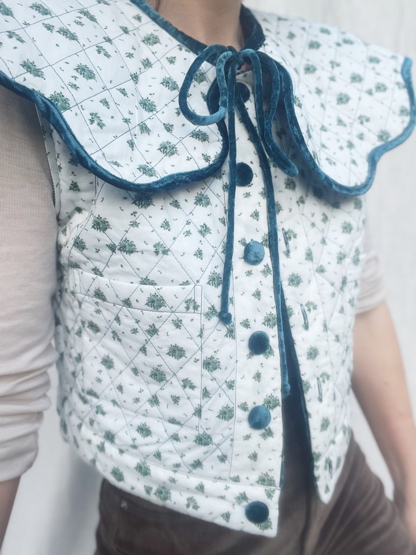 SECOND - PEMBROKE CROP REVERSIBLE QUILTED JACKET/VEST XS