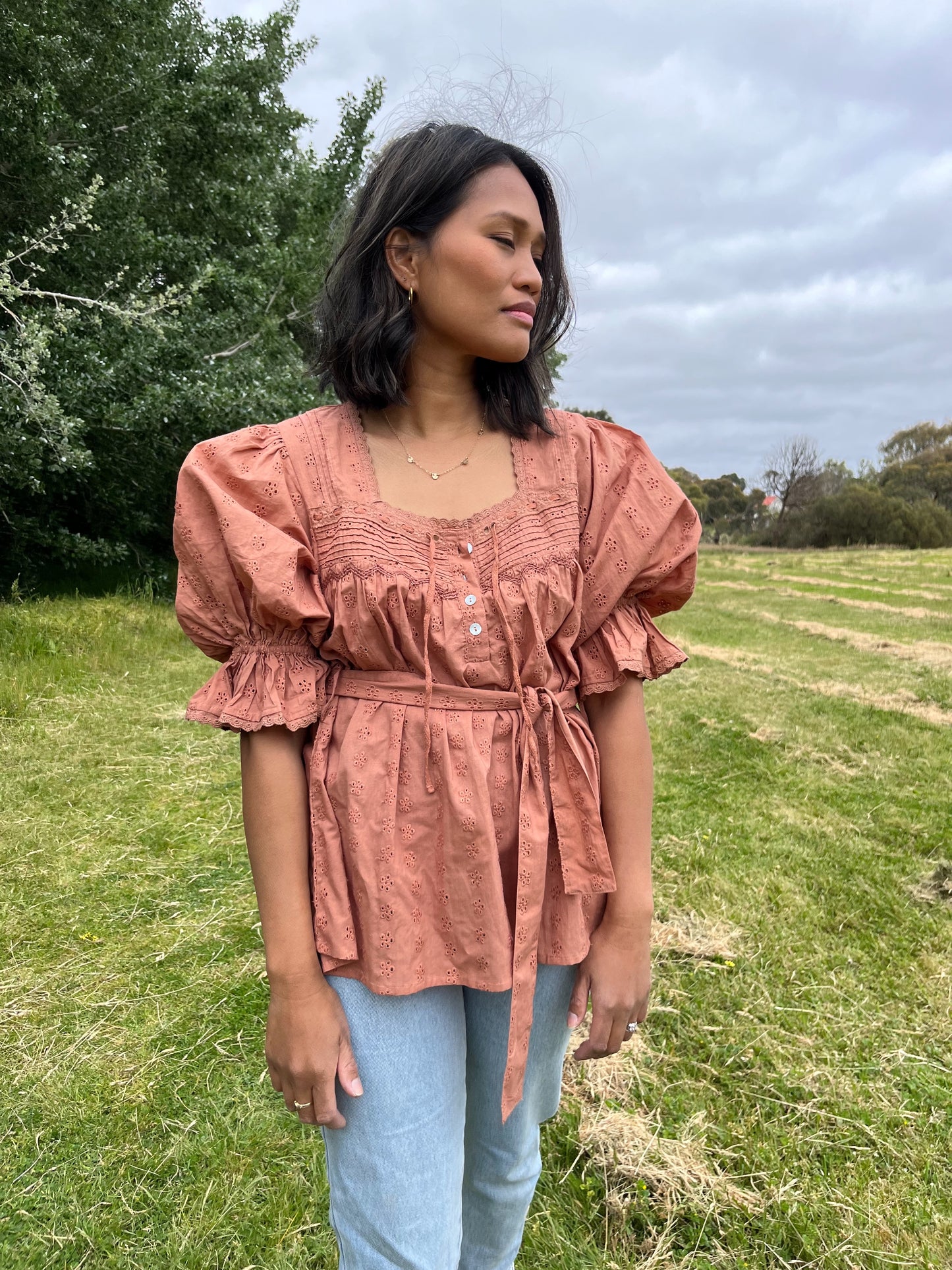 100% RECYCLED COTTON - MORNING SONG HAND SMOCKED BLOUSE ANTIQUE BROWN - SMALL