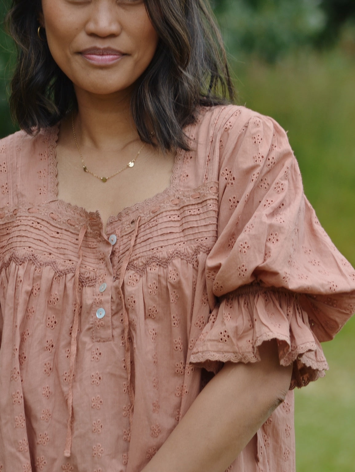 100% RECYCLED COTTON - MORNING SONG HAND SMOCKED BLOUSE ANTIQUE BROWN - SMALL
