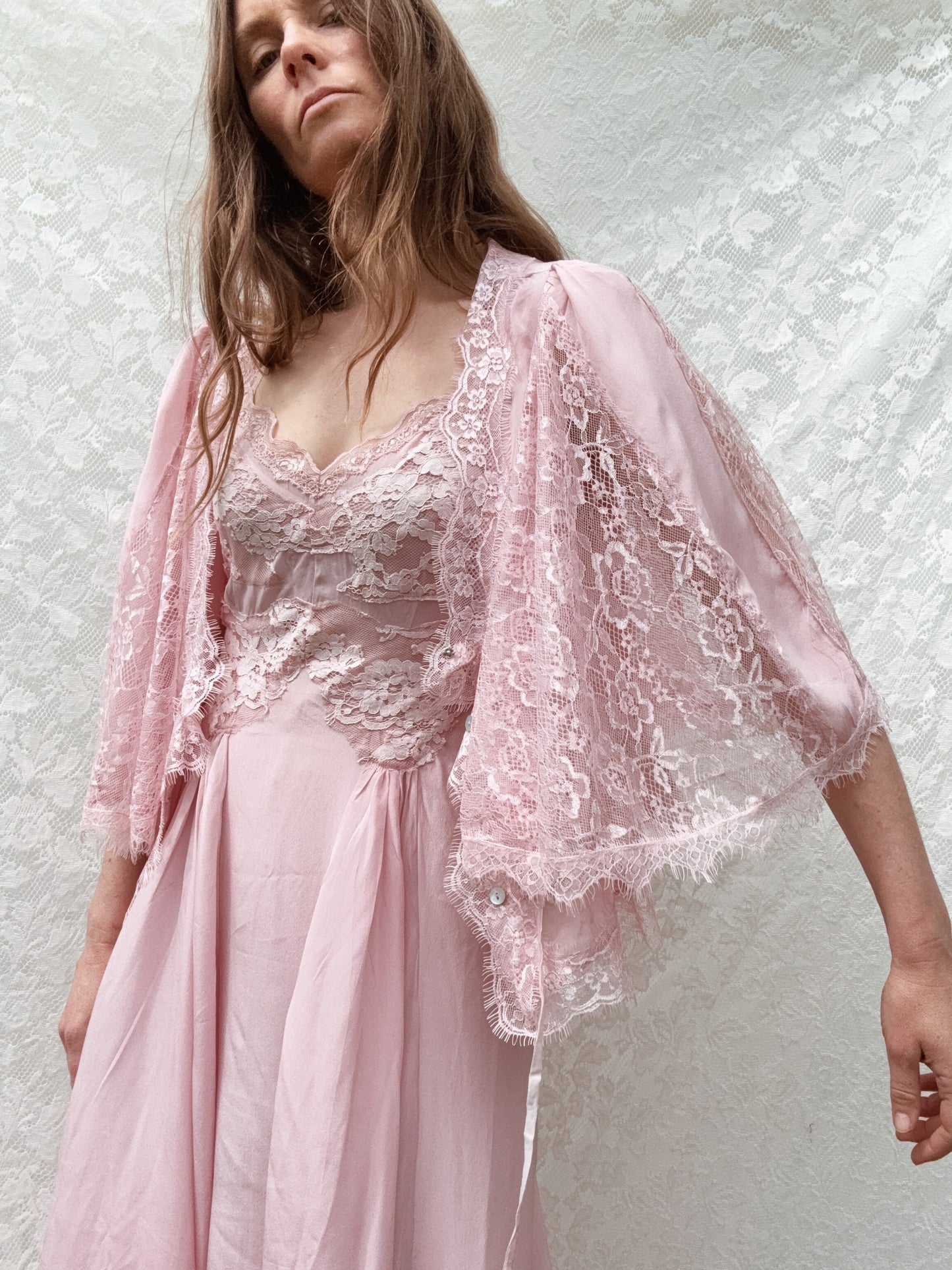 AMORET SILK CAPELET BLOUSE - PASTEL PINK