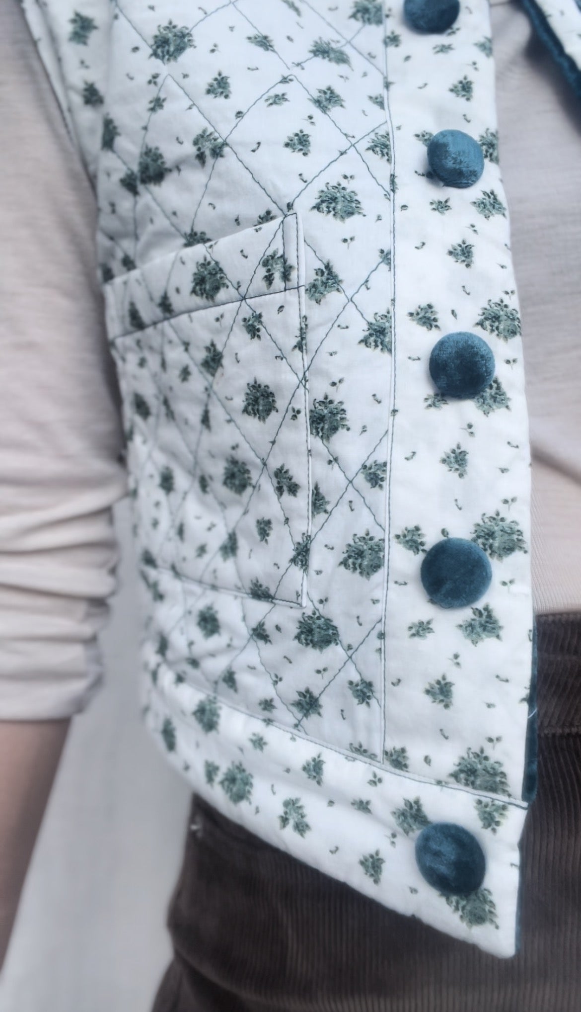 SECOND - PEMBROKE CROP REVERSIBLE QUILTED JACKET/VEST XS