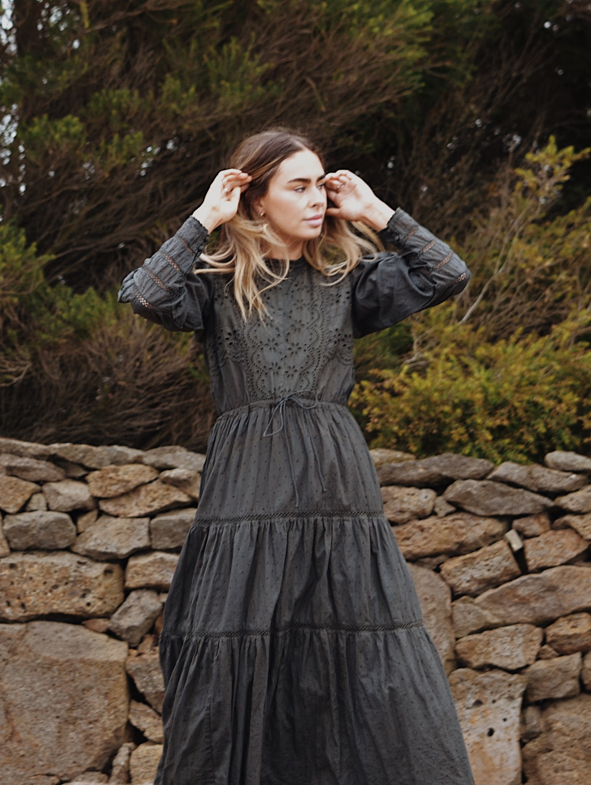 SAINSBURY COTTON LACE DRESS WASHED BLACK