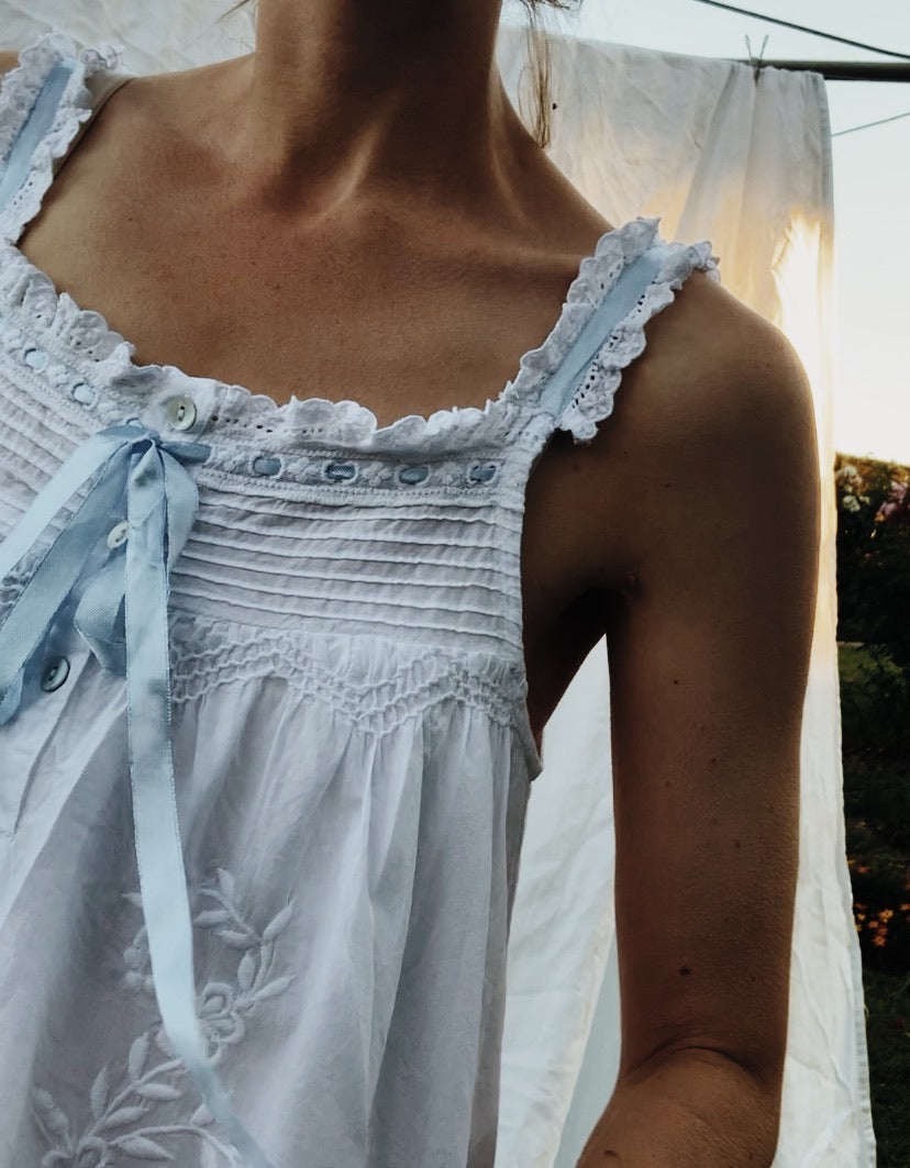 100% RECYCLED COTTON - NIGHTINGALE HAND SMOCKED DRESS WHITE