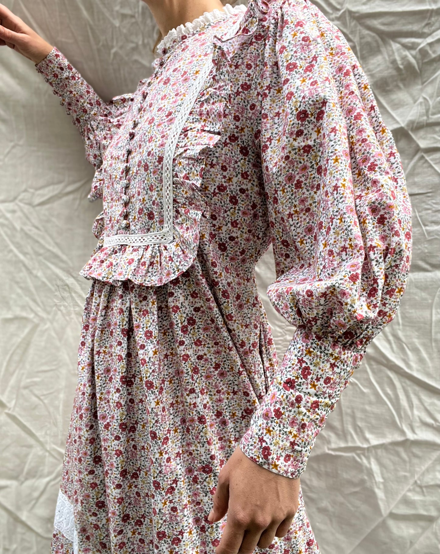 PRELOVED - 100% RECYCLED COTTON - CLARA DRESS PINK DITSY FLORAL SMALL