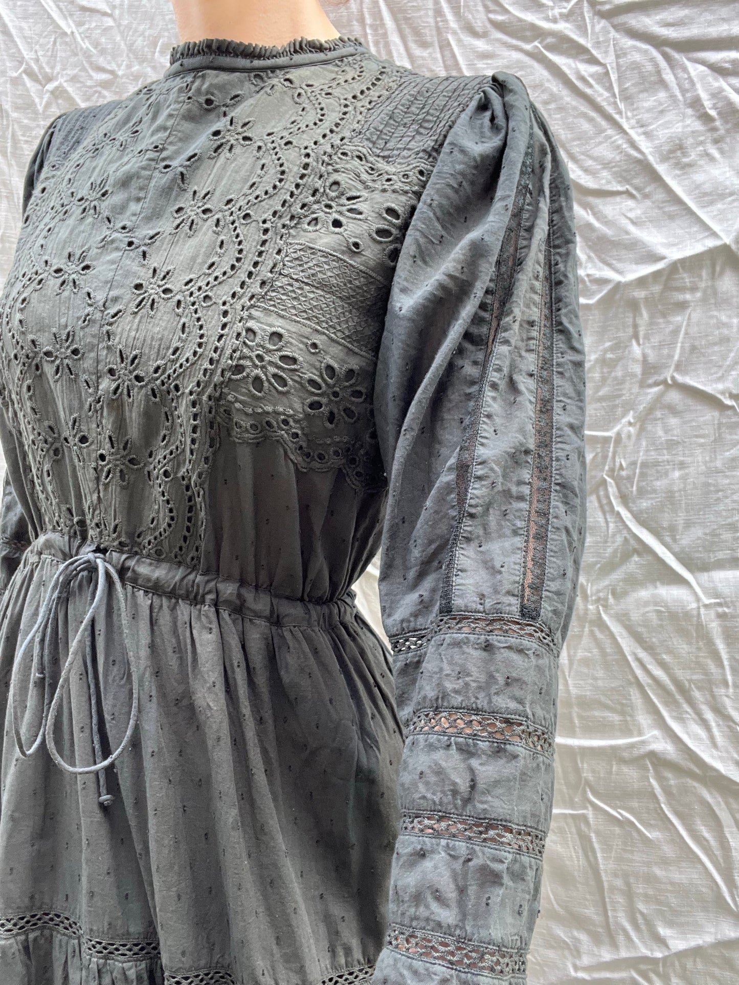 SAINSBURY COTTON LACE DRESS WASHED BLACK