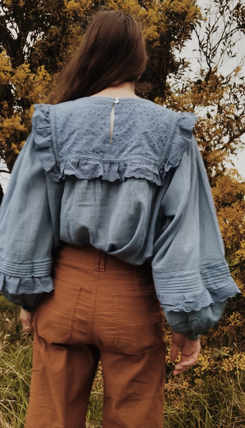 SECOND - BEATRIX BLOUSE DUSTY BLUE COTTON GAUZE
