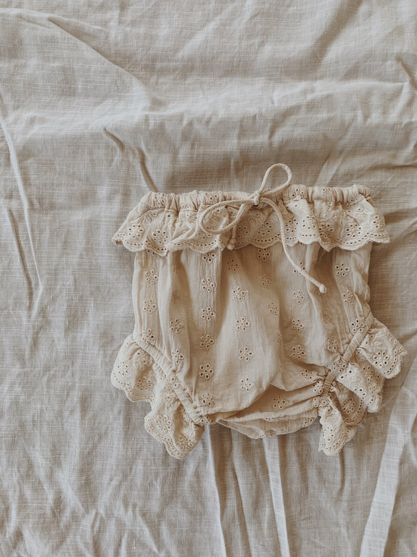 ANNABELLE GIRL'S BLOOMER ANTIQUE WHITE