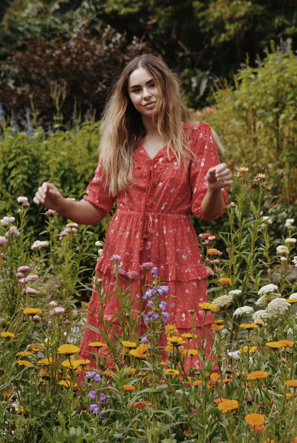THEA RED COSMOS FLORAL DRESS