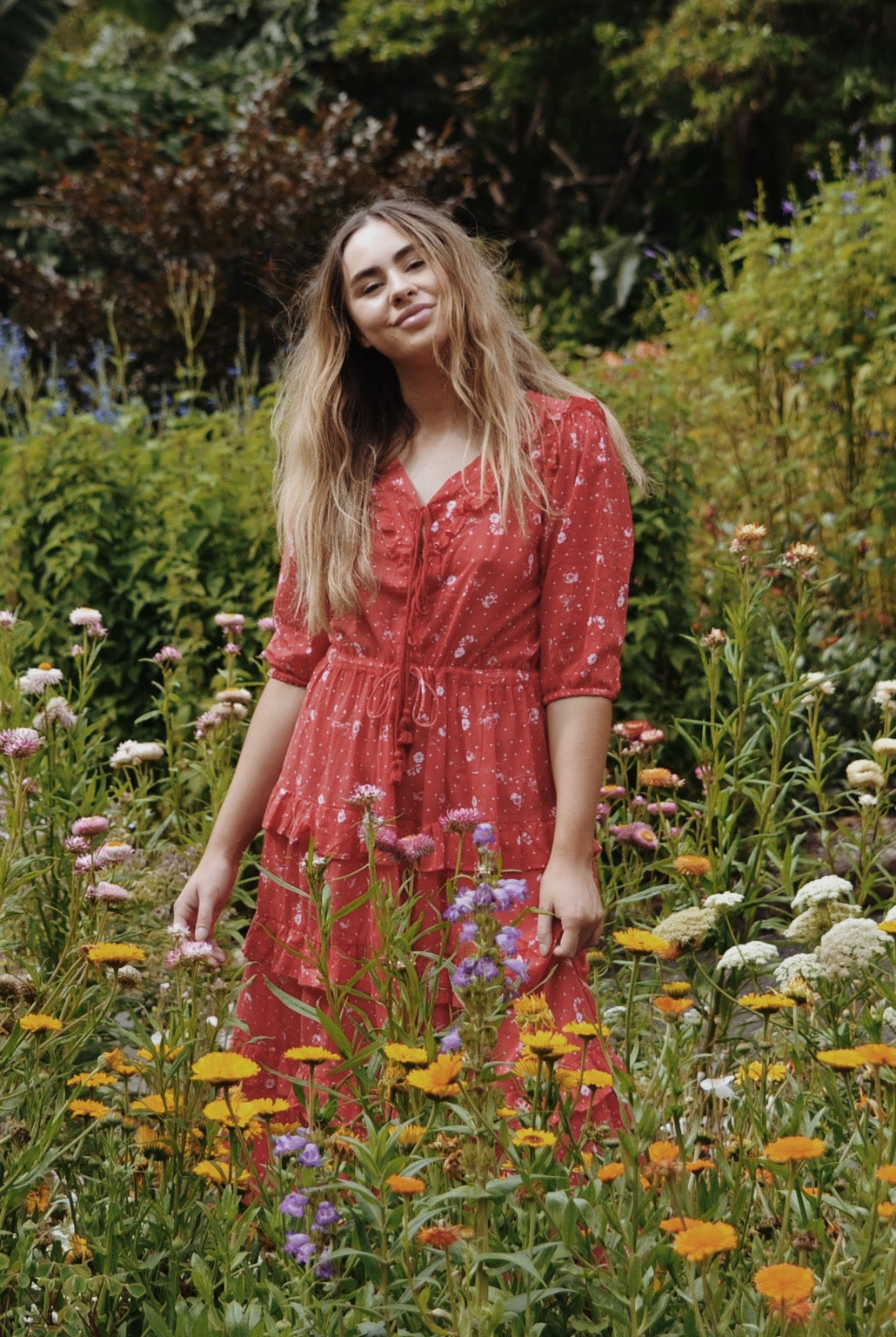 THEA RED COSMOS FLORAL DRESS