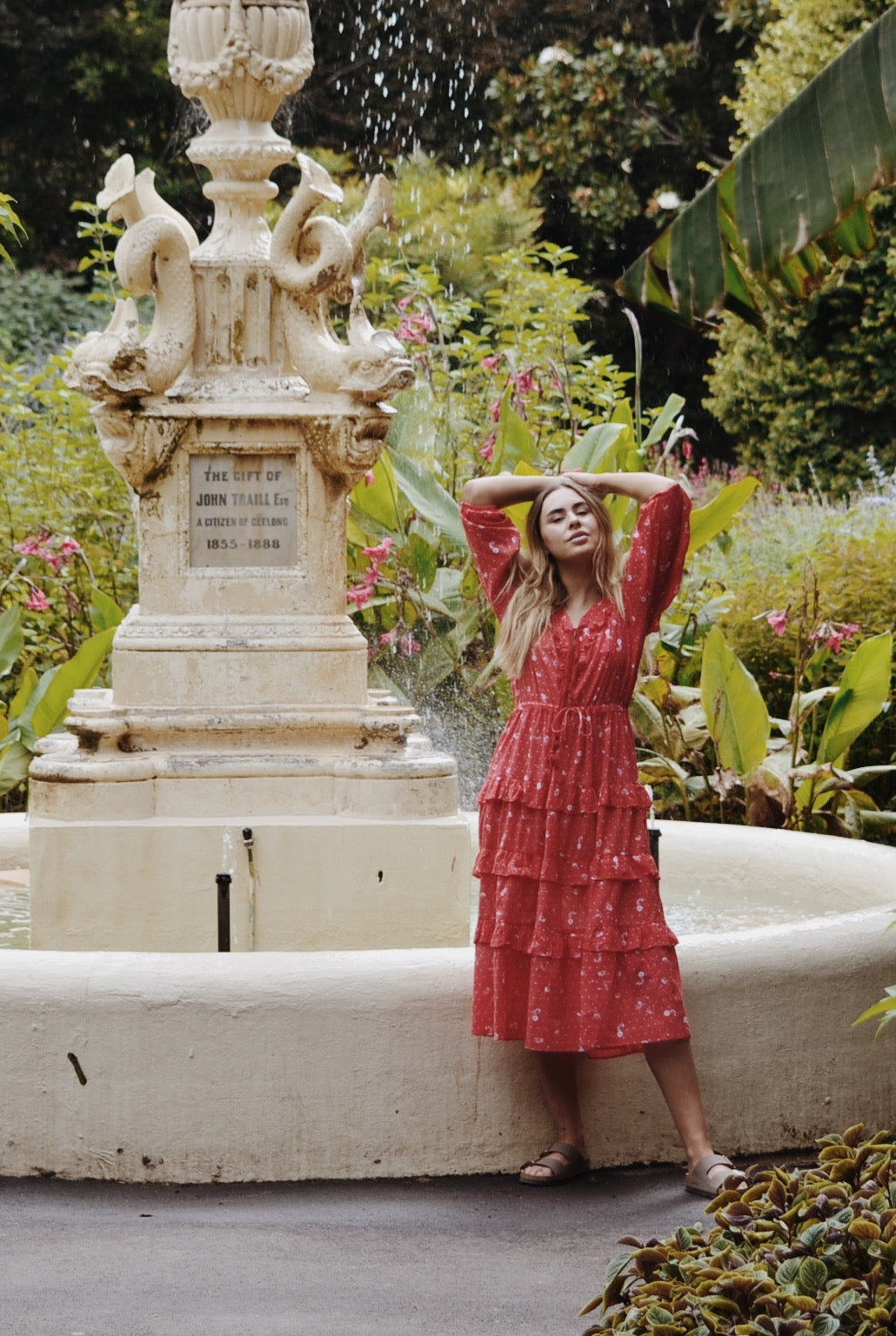 THEA RED COSMOS FLORAL DRESS