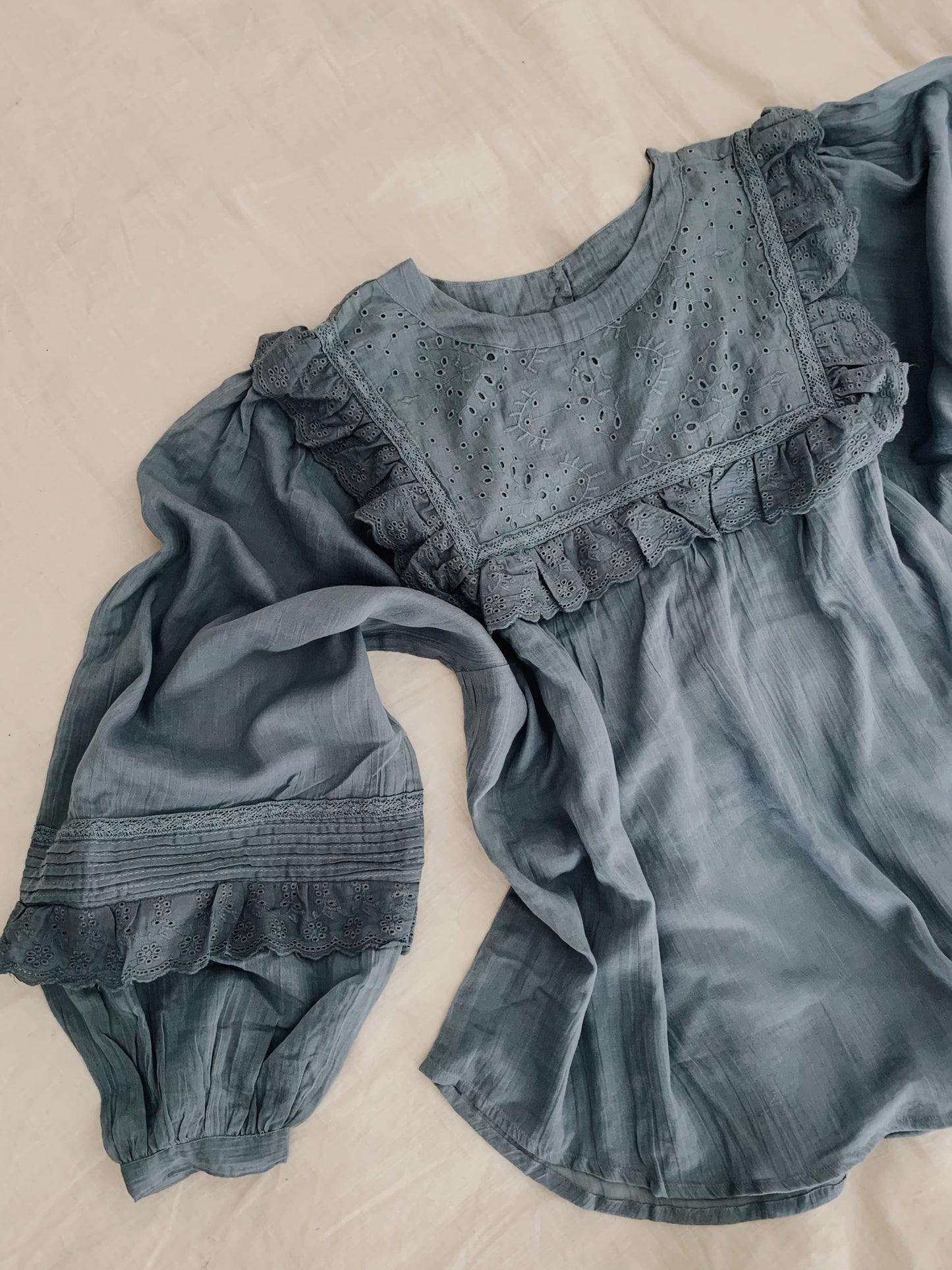 SECOND - BEATRIX BLOUSE DUSTY BLUE COTTON GAUZE