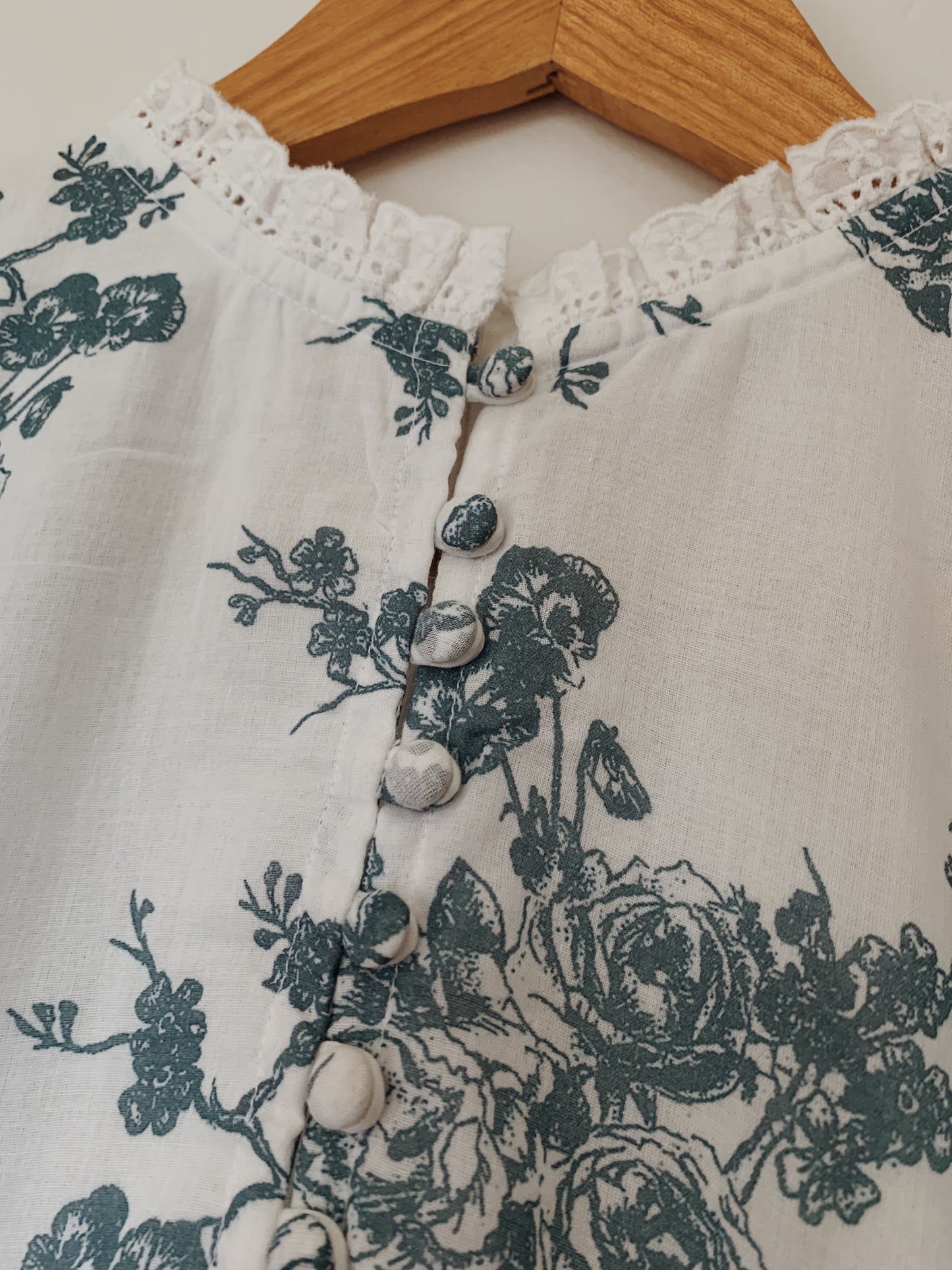 PRELOVED - 100% RECYCLED COTTON - CLARA DRESS TOILE BLUE ROSE