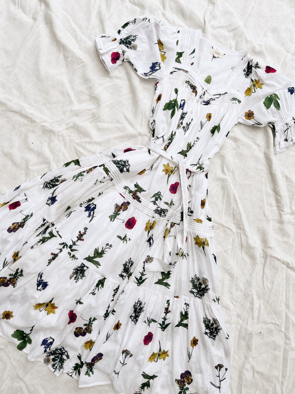 PRELOVED - 100% RECYCLED COTTON - MORNING SONG HAND SMOCKED TIERED DRESS - GARDEN BOTANIC XL