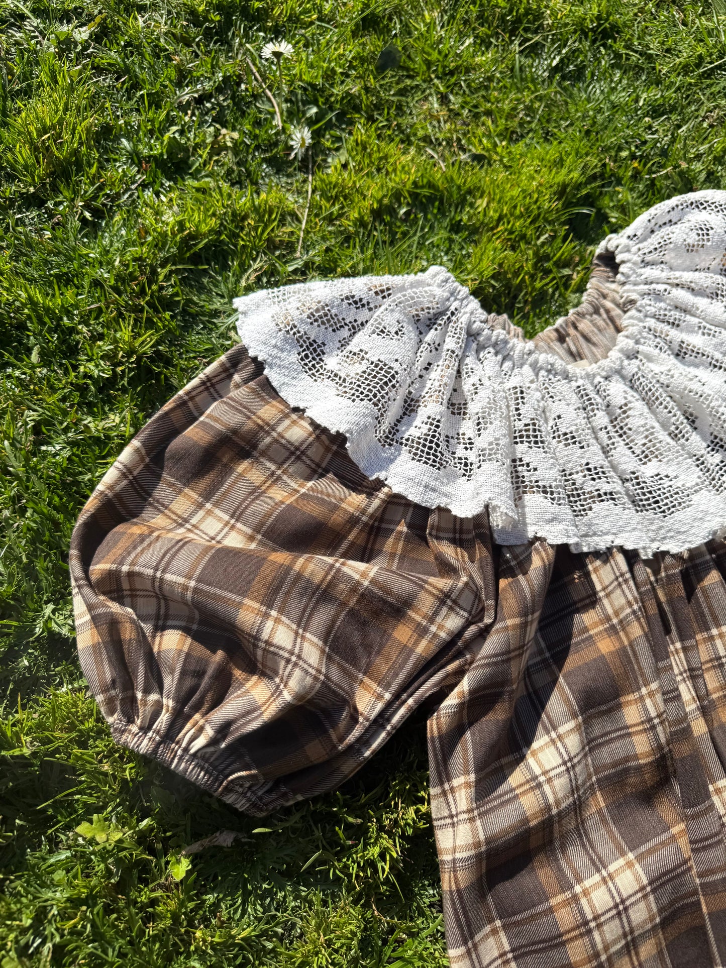 ONE OF A KIND SMOCK DRESS BROWN PLAID - M