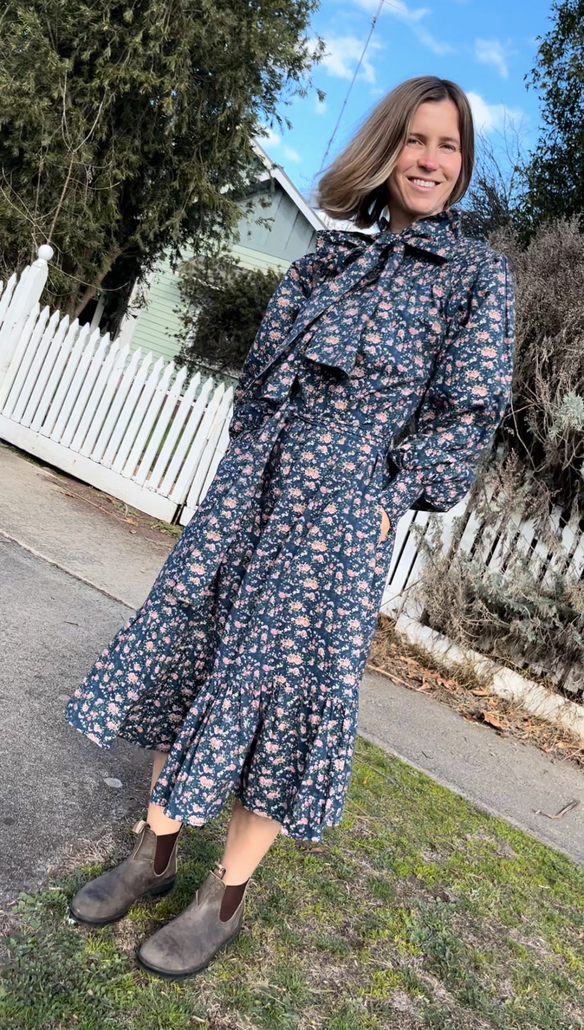 100% RECYCLED COTTON - FLEUR MIDI DRESS PUSSY BOW VINTAGE NAVY FLORAL