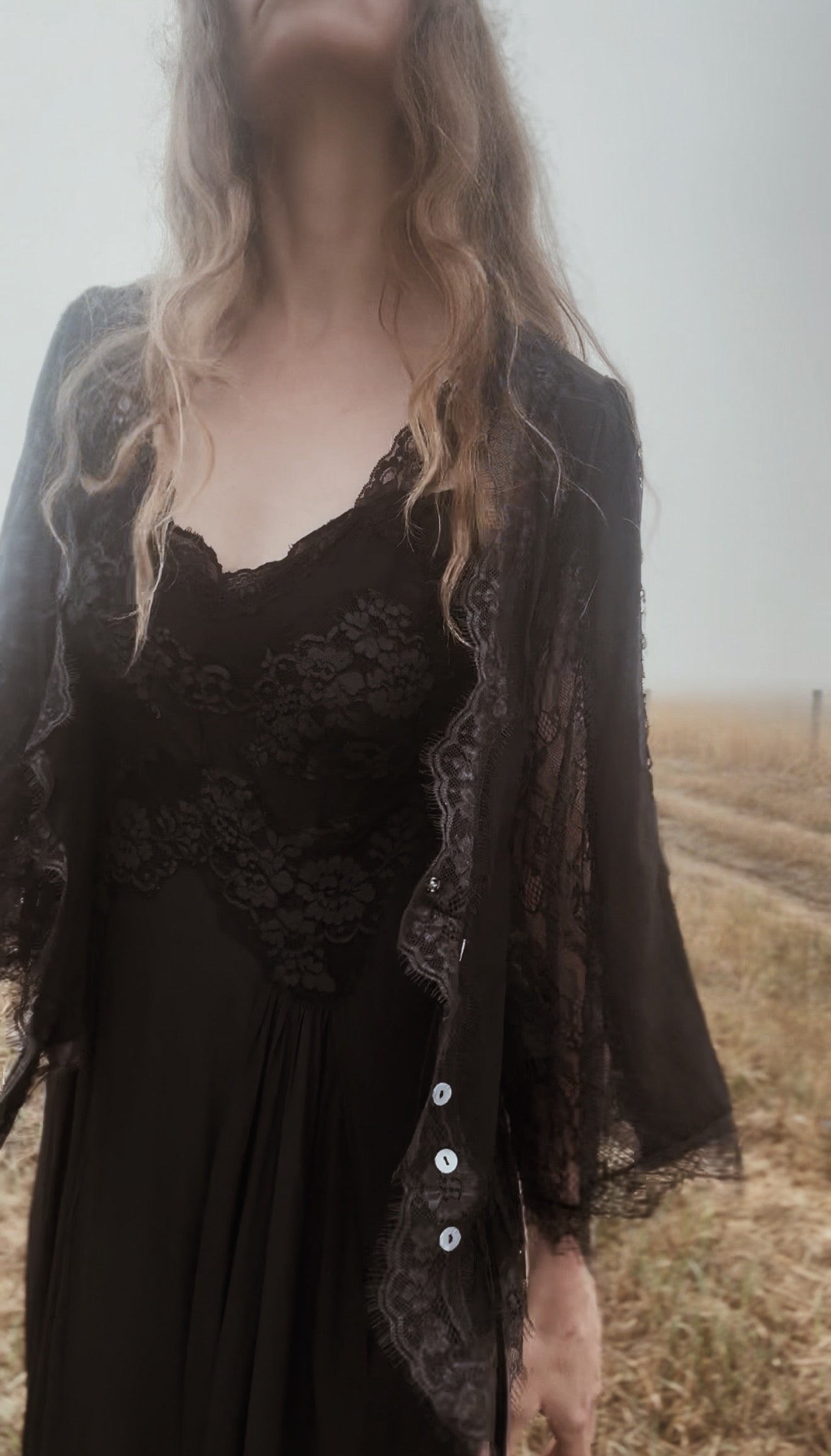 AMORET SILK CAPELET BLOUSE - BLACK