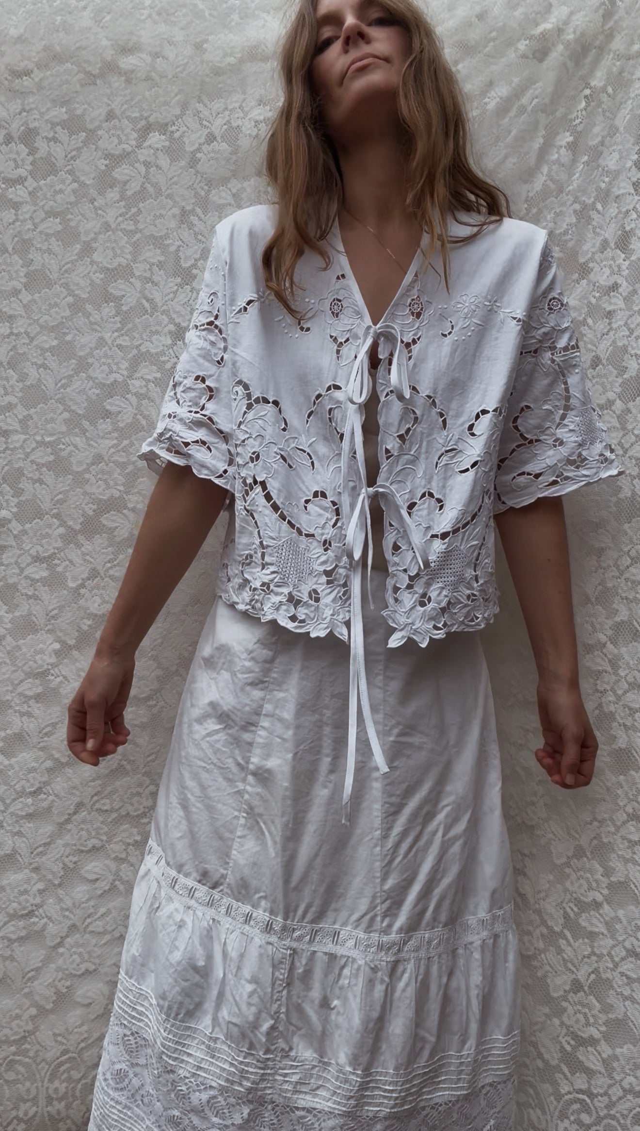 REWORKED TIE FRONT BLOUSE OR CAPELET WHITE