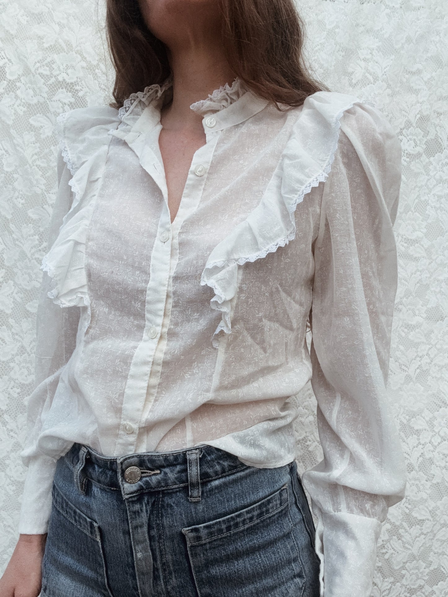 VINTAGE RUFFLE BLOUSE OFF WHITE XS
