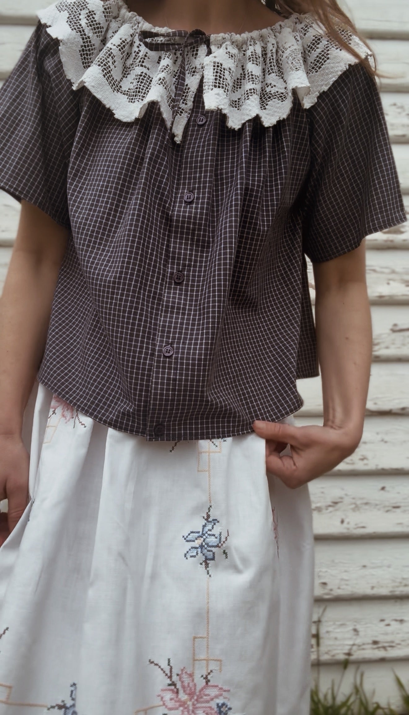ONE OF A KIND VINTAGE FILET LACE BLOUSE — XS/S