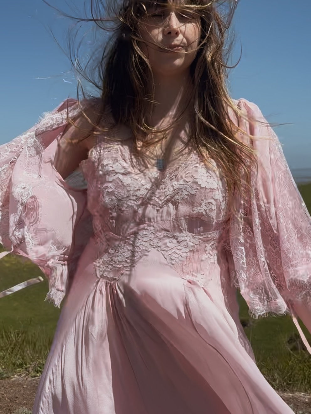 AMORET SILK CAPELET BLOUSE - PASTEL PINK