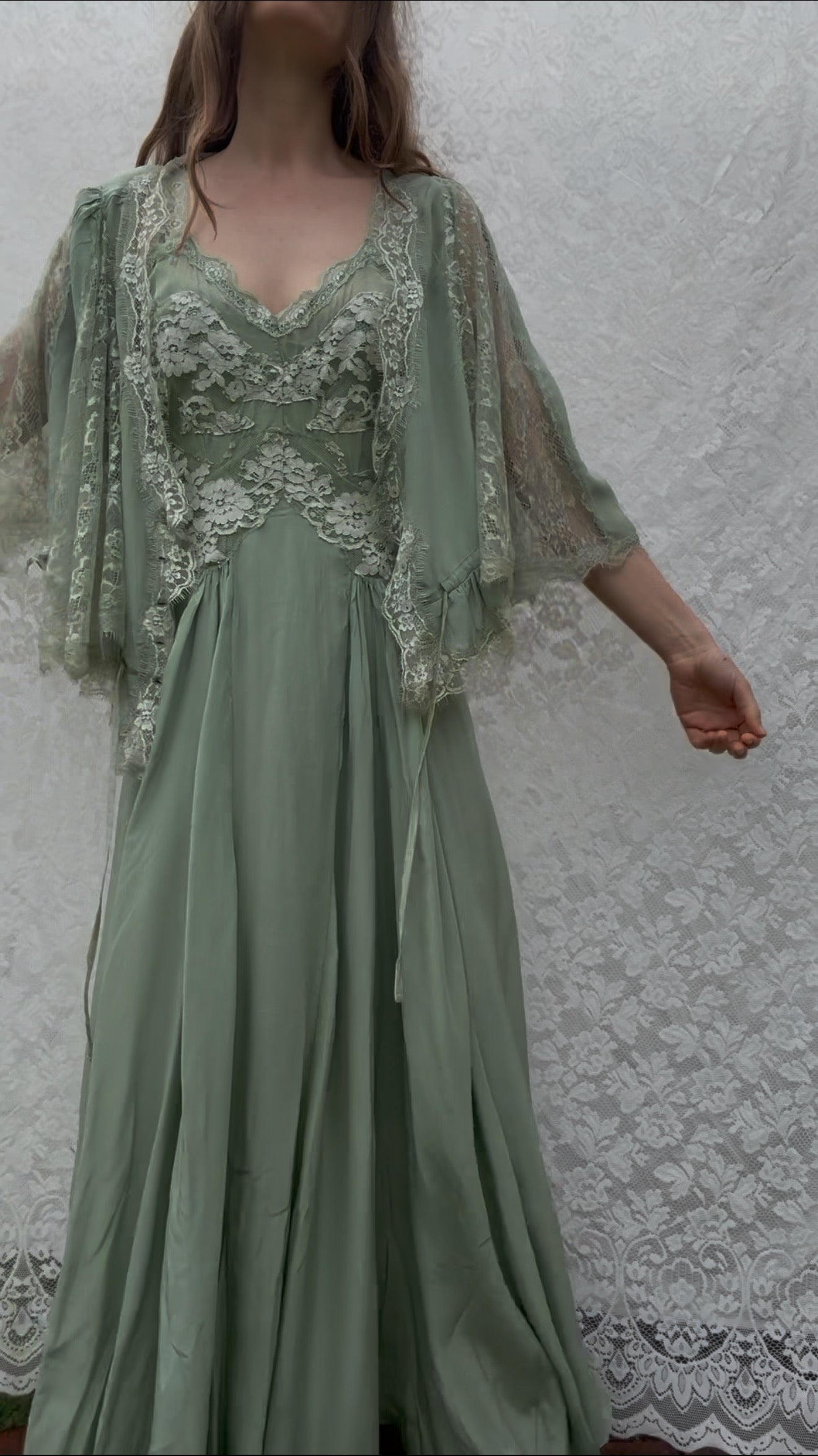 AMORET SILK CAPELET BLOUSE - SAGE