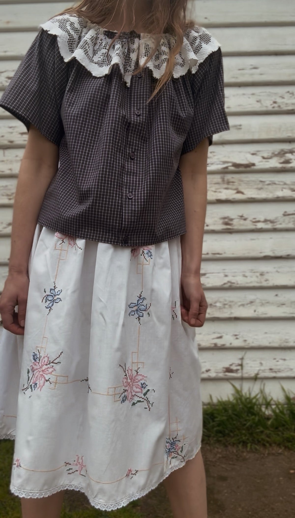 ONE OF A KIND SKIRT PINK AND BLUE EMBROIDERY XL-XXL