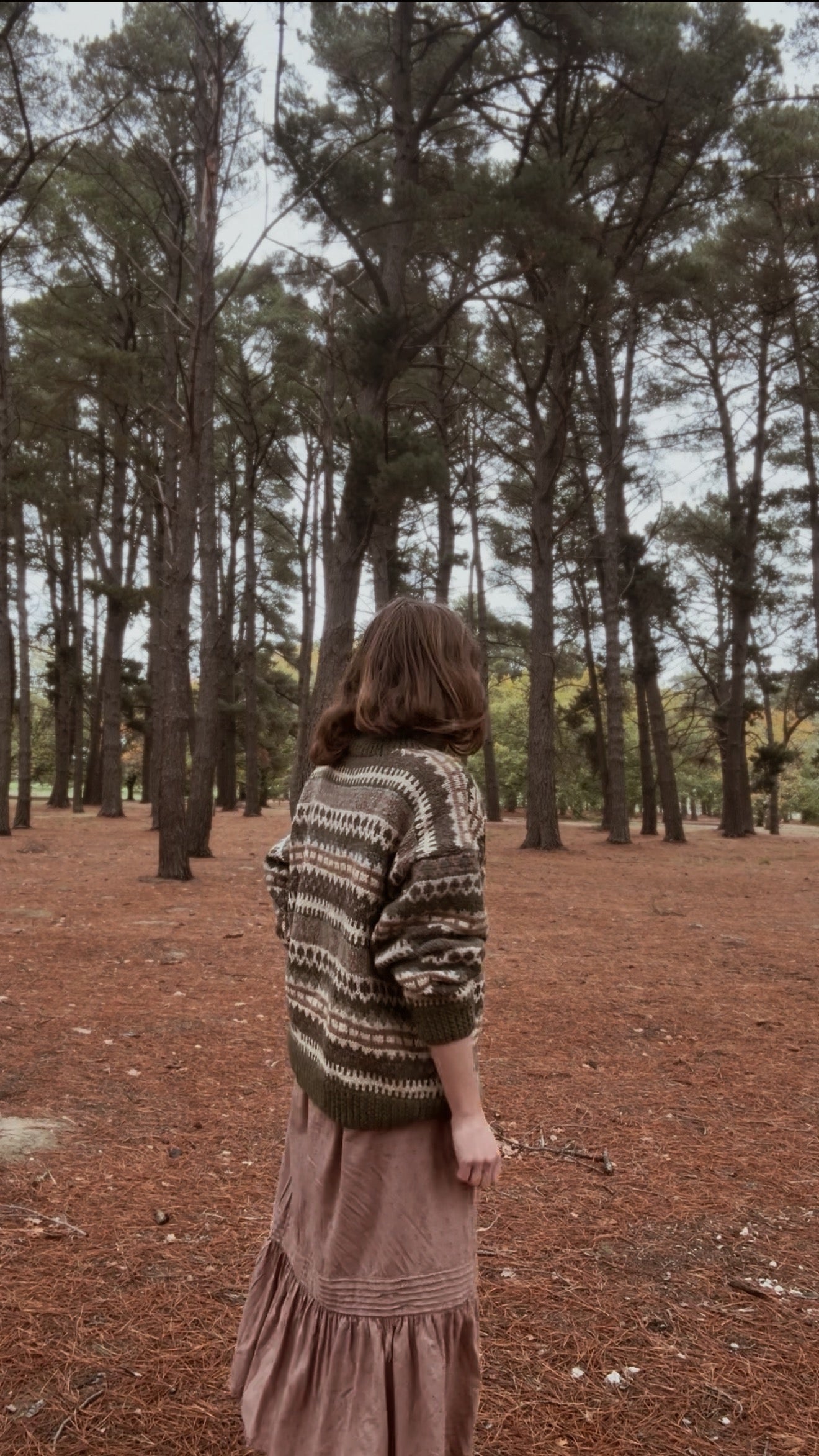 VINTAGE HANDMADE GREEN WOOL JUMPER S-XL