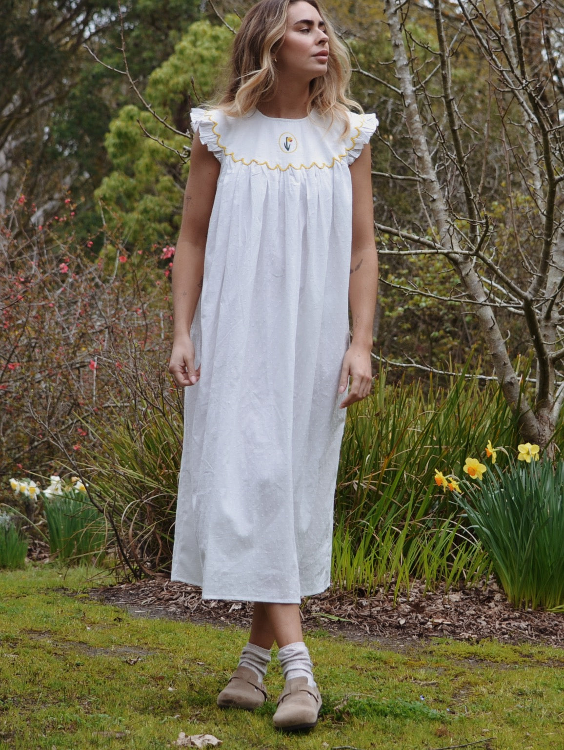 100% RECYCLED DOBBY COTTON - SUMMER BREEZE DAFFODIL NIGHT/DAY DRESS