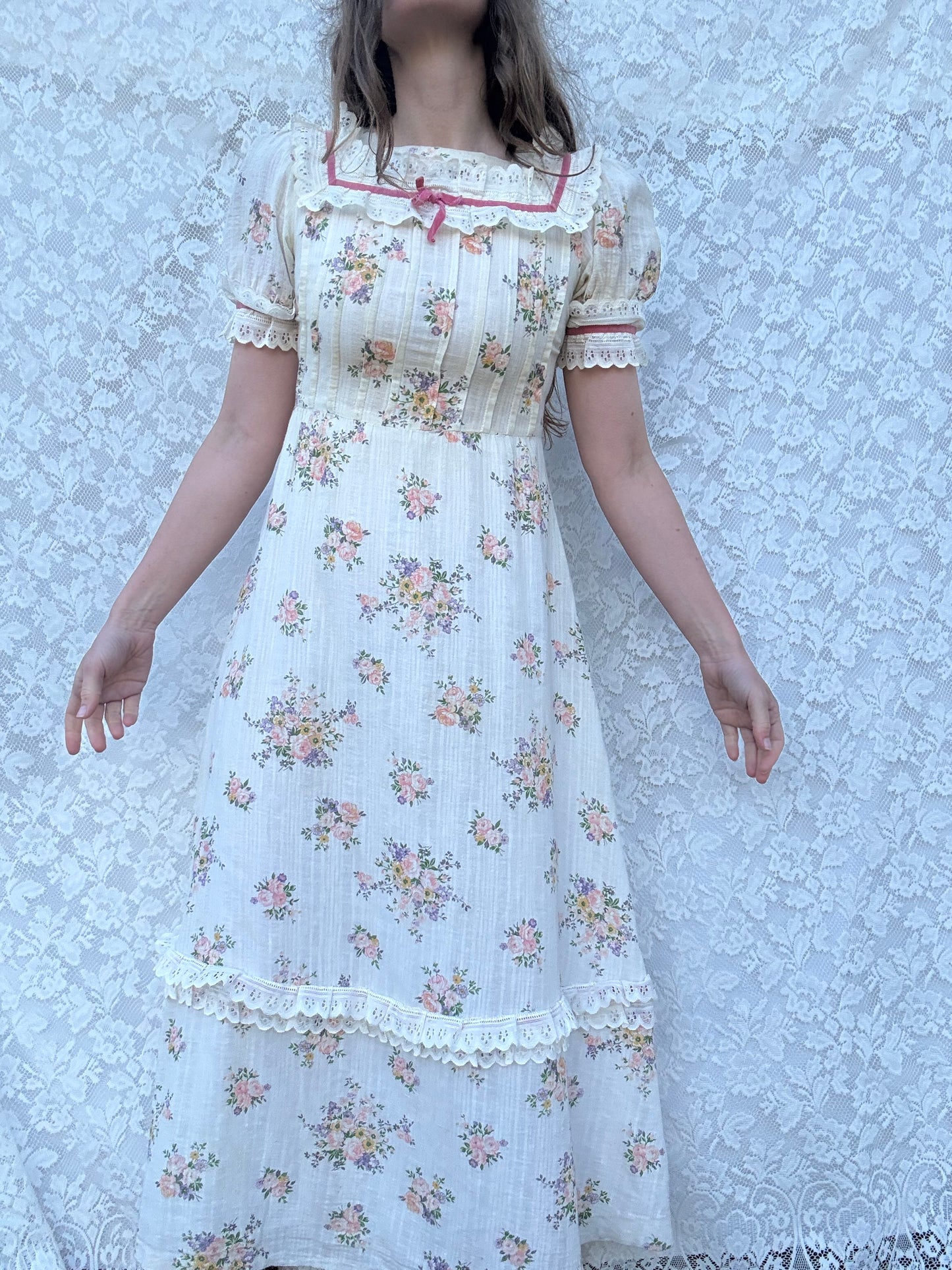 VINTAGE 1970’S PRAIRIE DRESS SIZE XS