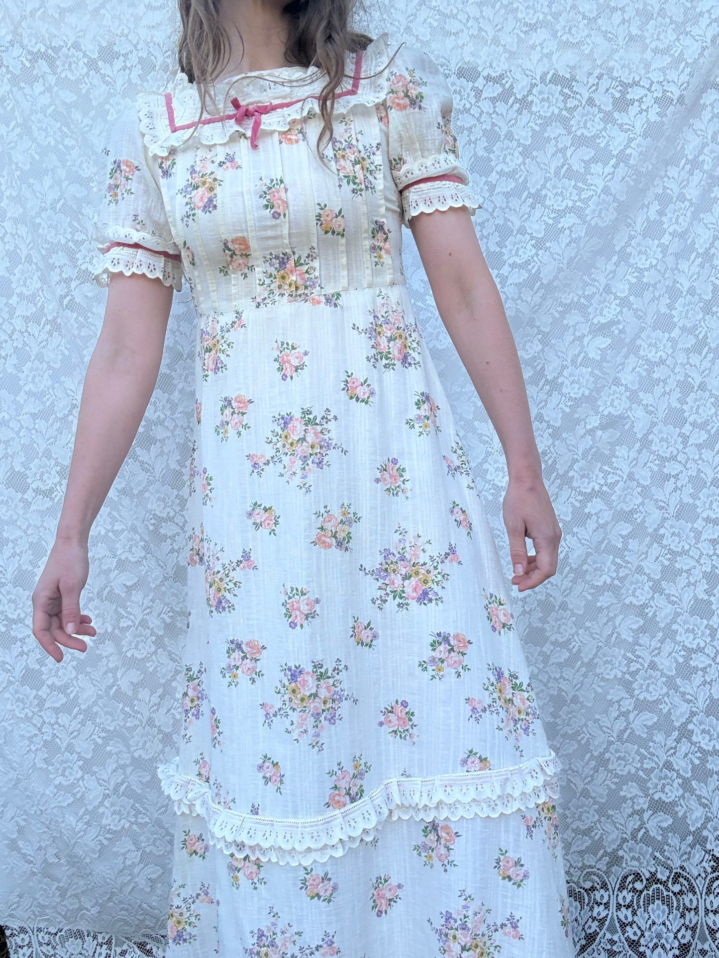 VINTAGE 1970’S PRAIRIE DRESS SIZE XS