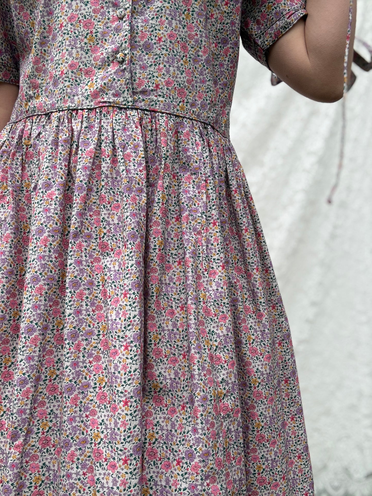 PRELOVED 100% RECYCLED COTTON - - SOPHIE DRESS LILAC FLORAL LARGE