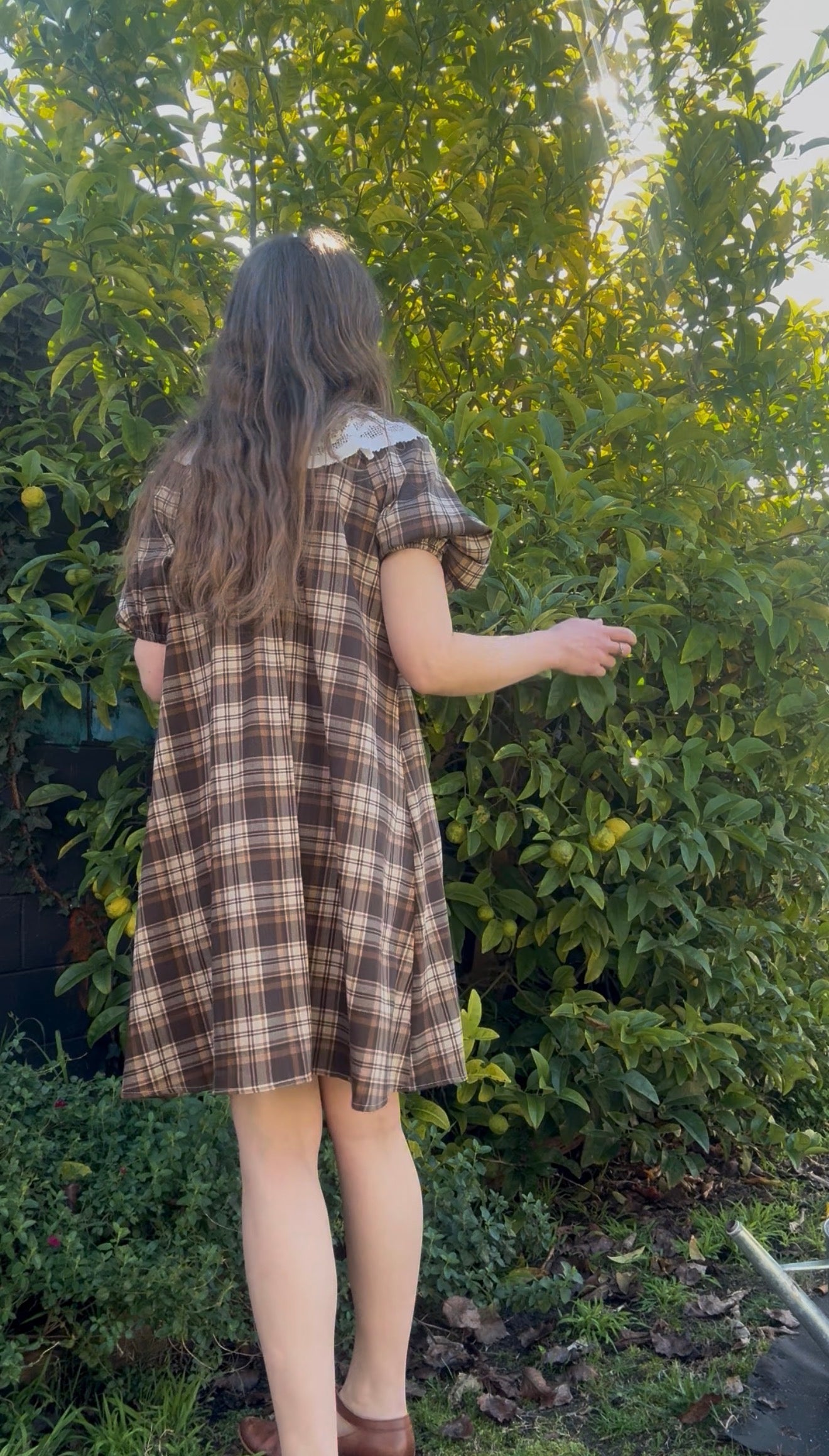 ONE OF A KIND SMOCK DRESS BROWN PLAID - M