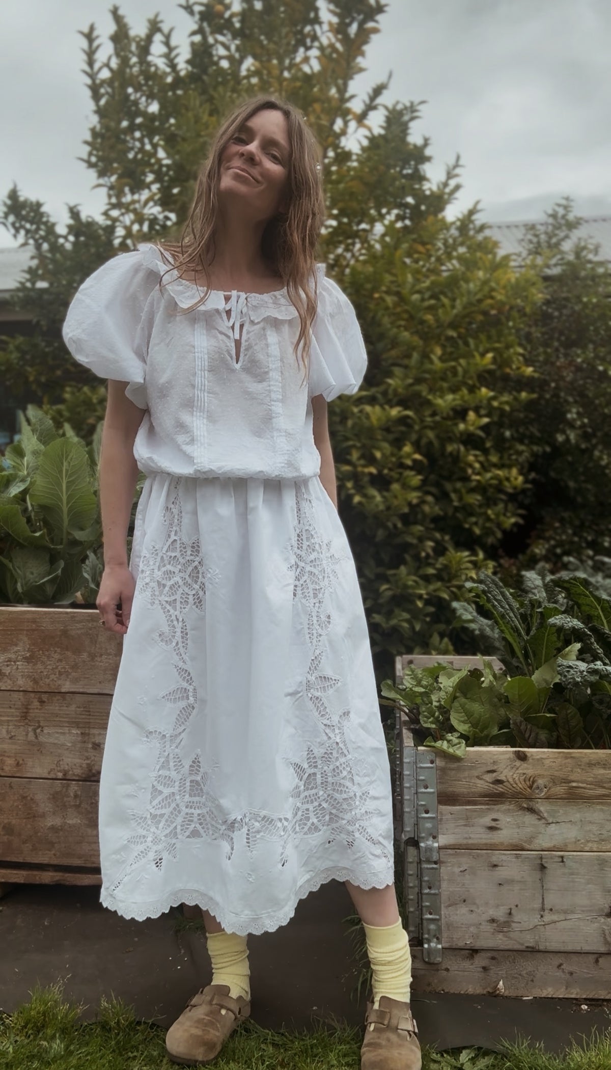 ONE OF A KIND SKIRT WHITE COTTON DETAILED XS-S