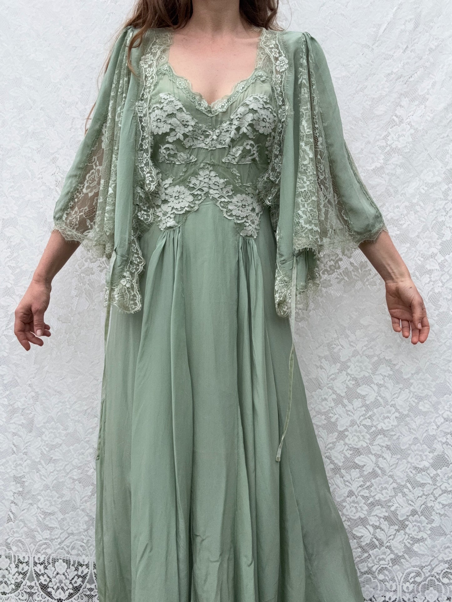 AURORA SILK & LACE DRESS - SAGE