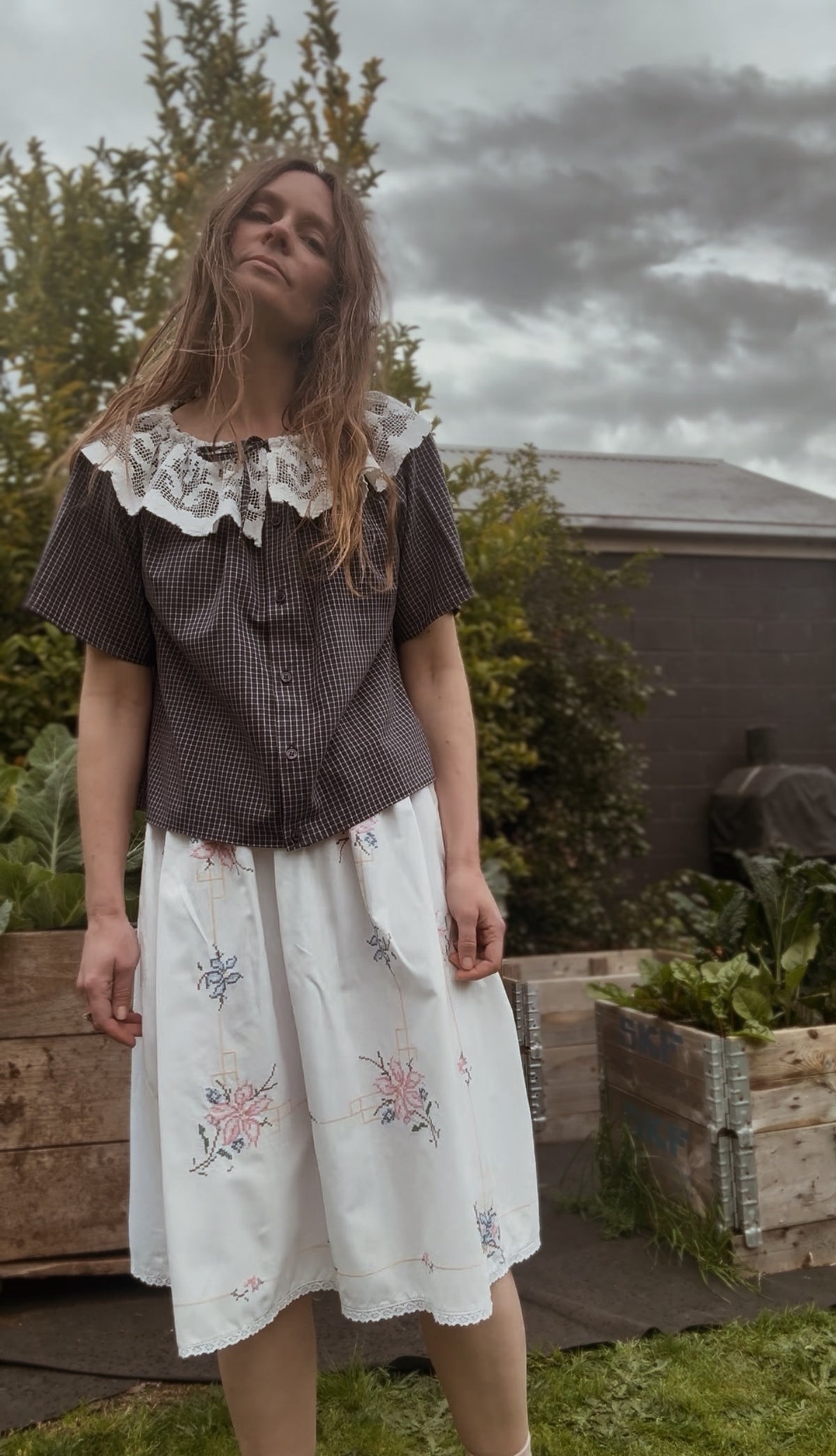 ONE OF A KIND SKIRT PINK AND BLUE EMBROIDERY XL-XXL