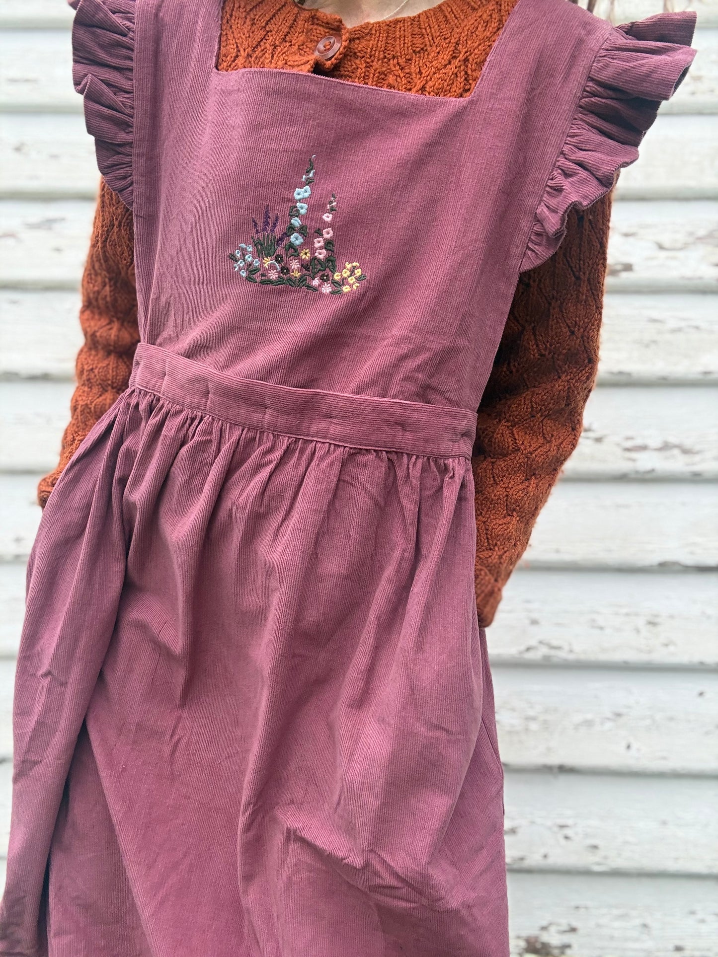 PRELOVED - 100% RECYCLED COTTON - ANOUK RUFFLE PINAFORE/SKIRT CORDUROY XXXL