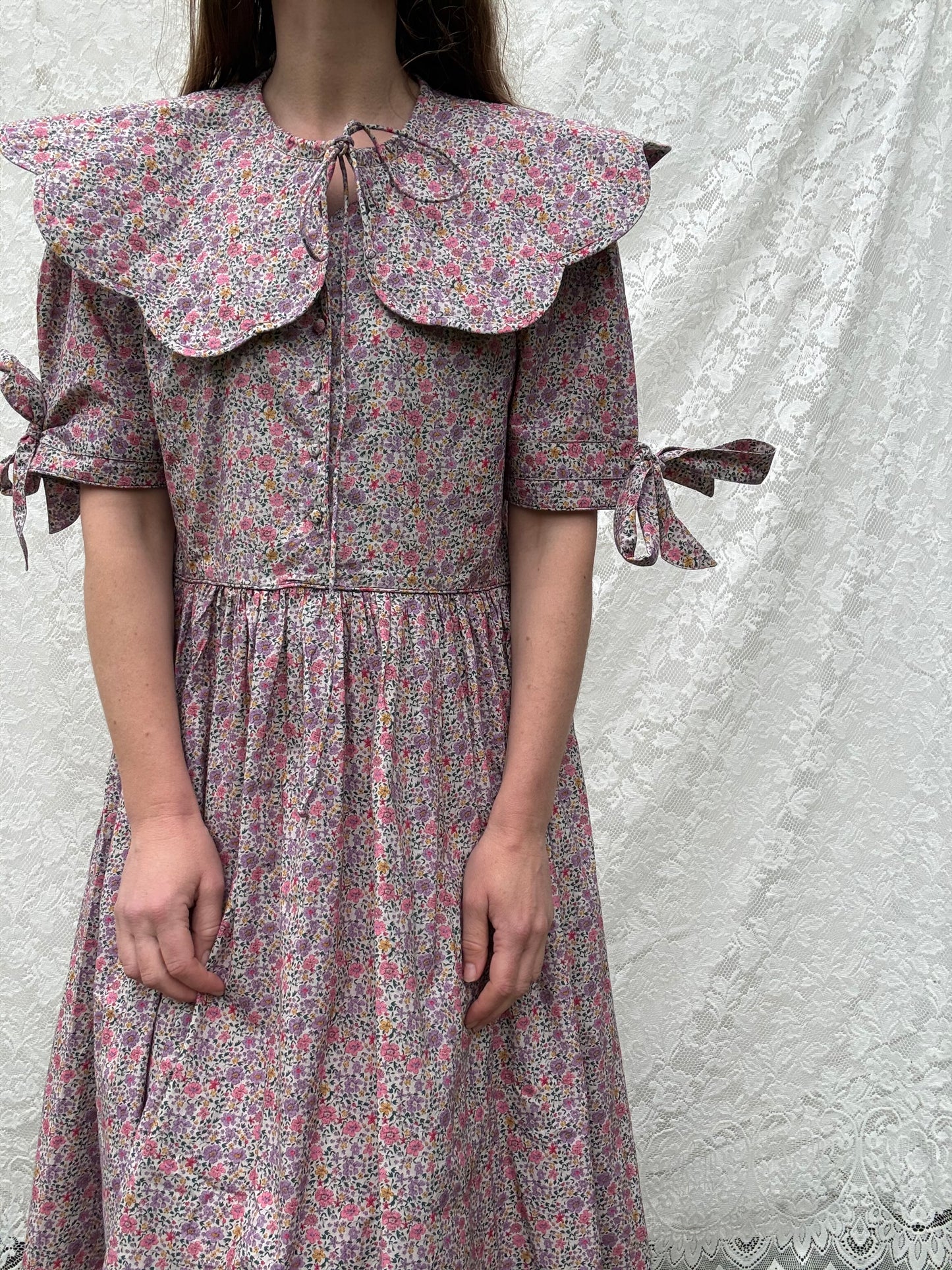 PRELOVED 100% RECYCLED COTTON - - SOPHIE DRESS LILAC FLORAL LARGE