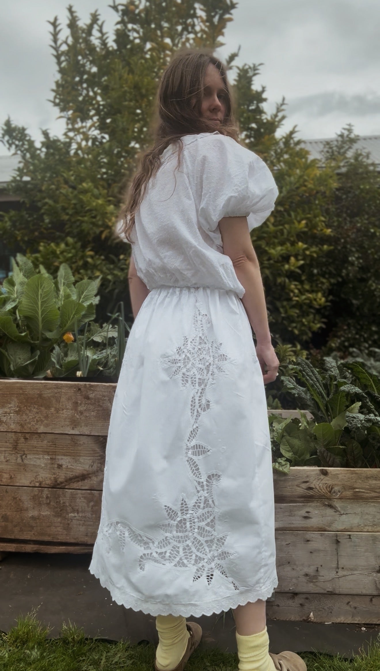 ONE OF A KIND SKIRT WHITE COTTON DETAILED XS-S
