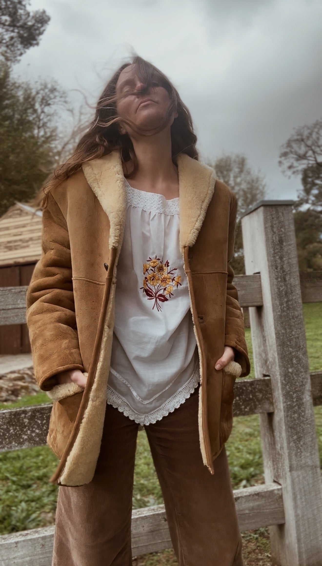 VINTAGE SHEARLING JACKET - GENUINE SHEEPSKIN XS - M