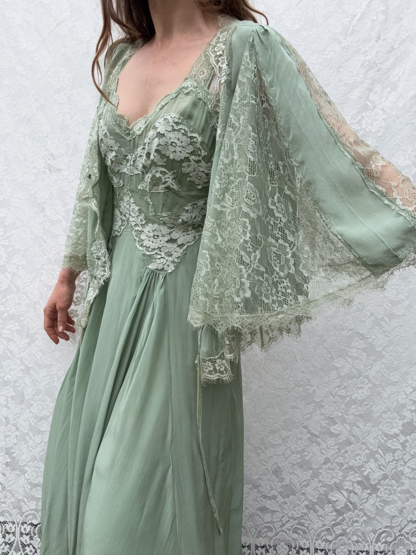 AMORET SILK CAPELET BLOUSE - SAGE