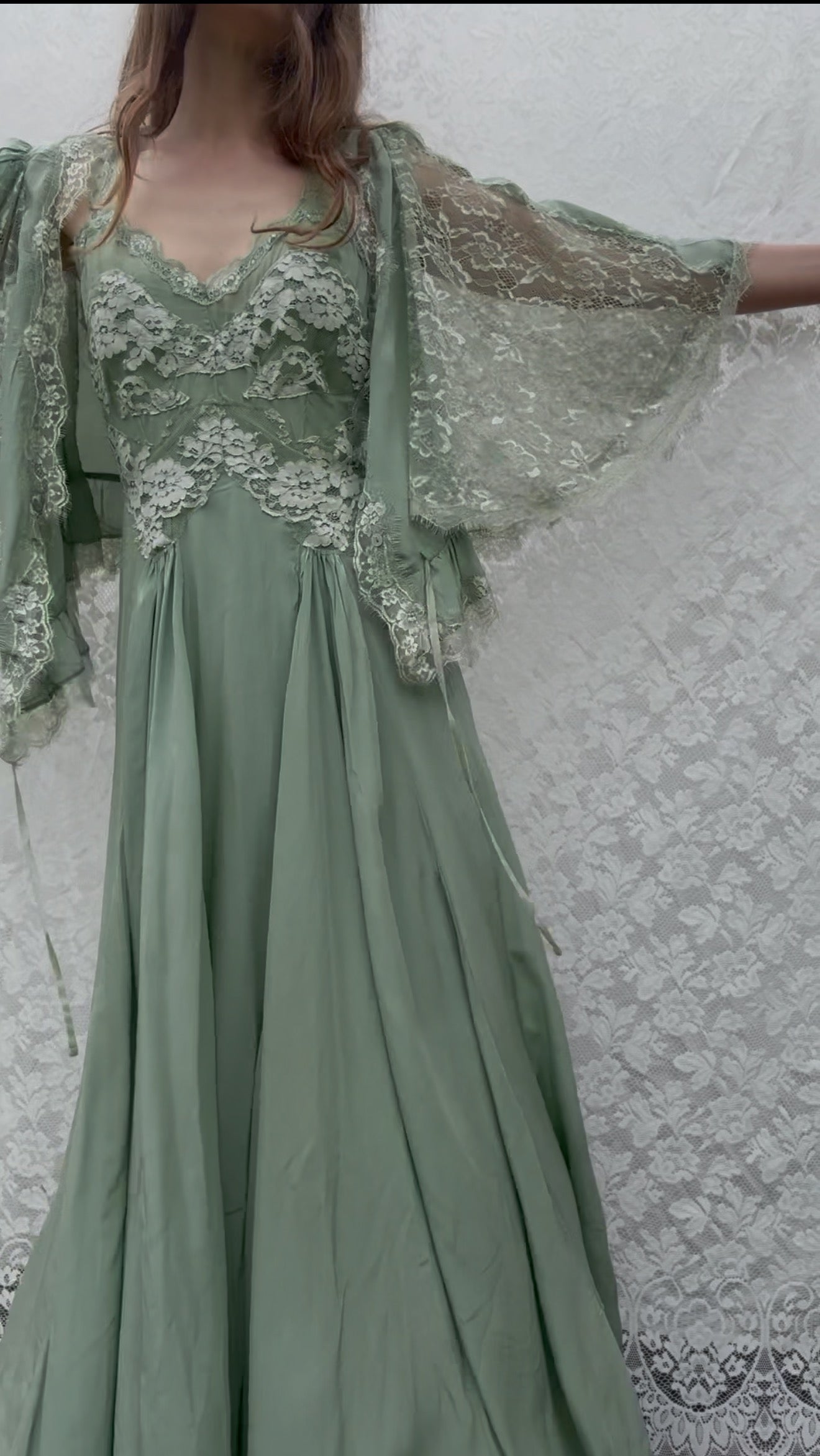 AURORA SILK & LACE DRESS - SAGE