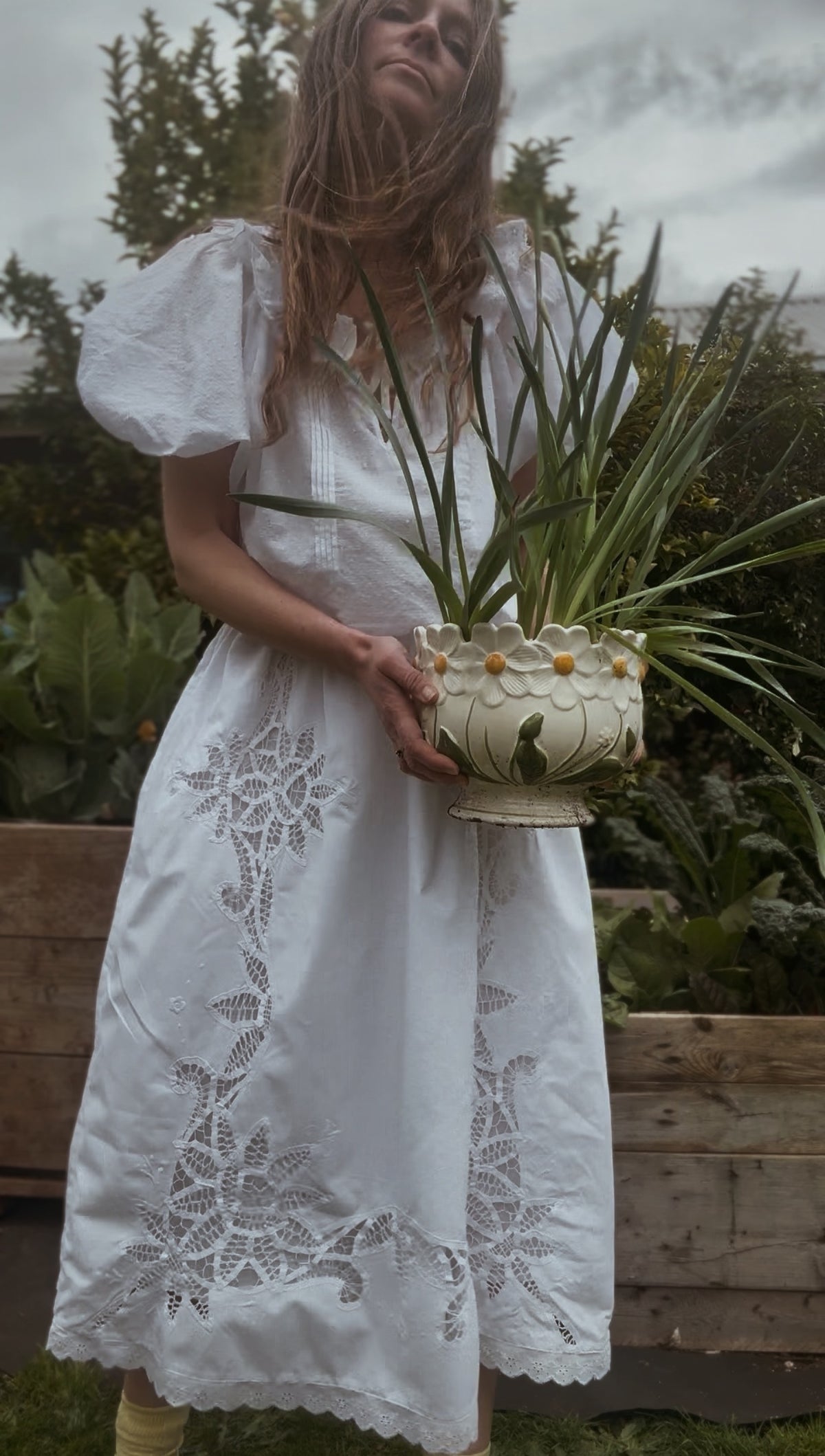 ONE OF A KIND SKIRT WHITE COTTON DETAILED XS-S