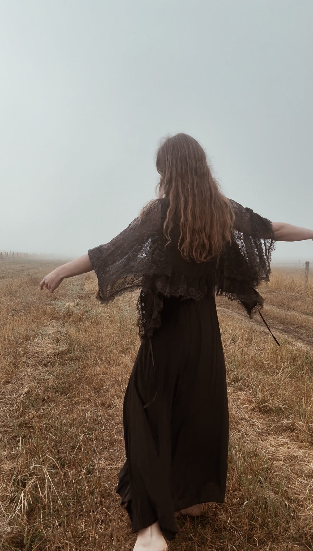 AMORET SILK CAPELET BLOUSE - BLACK