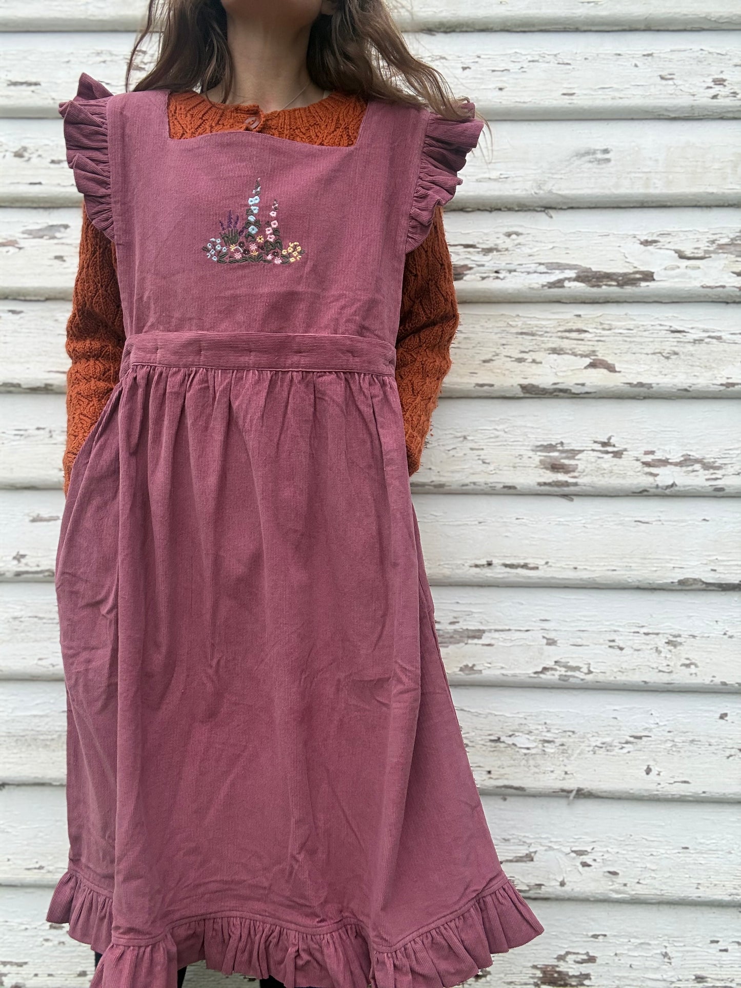 PRELOVED - 100% RECYCLED COTTON - ANOUK RUFFLE PINAFORE/SKIRT CORDUROY XXXL