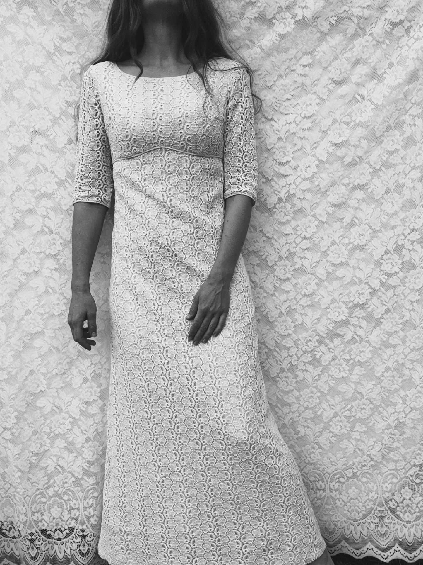 VINTAGE CROCHET WHITE LACE DRESS XS